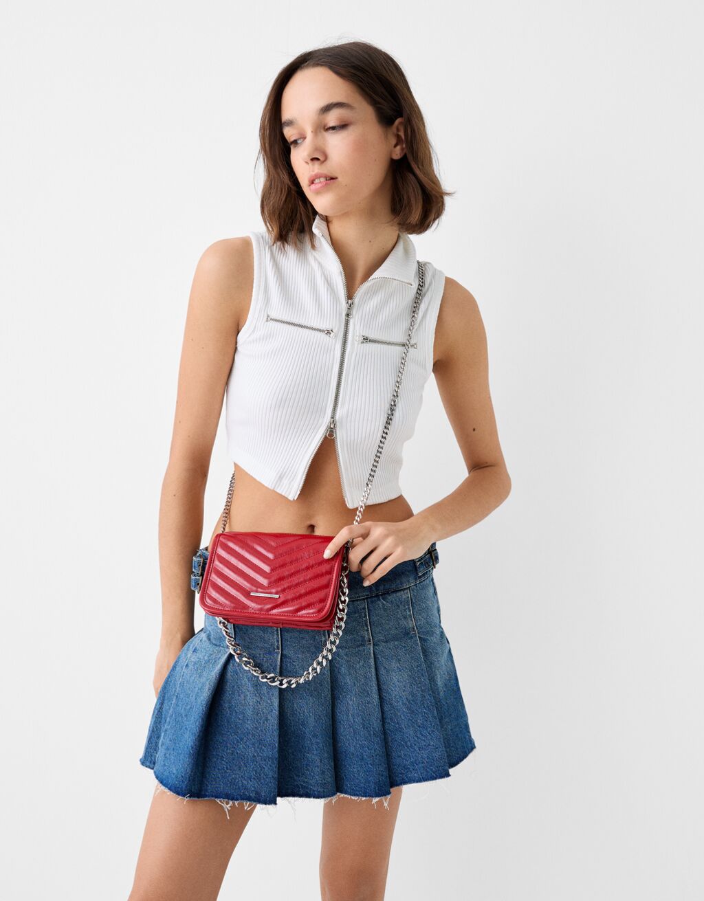 Quilted multi-way crossbody bag with chain-Garnet-3