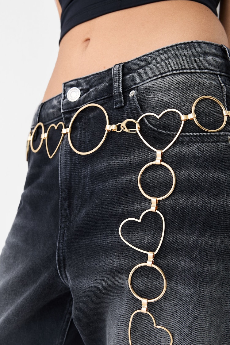 Heart chain link belt