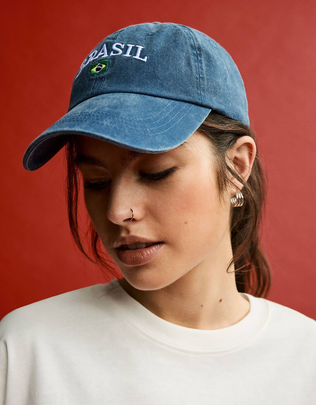 Faded cap with embroidery