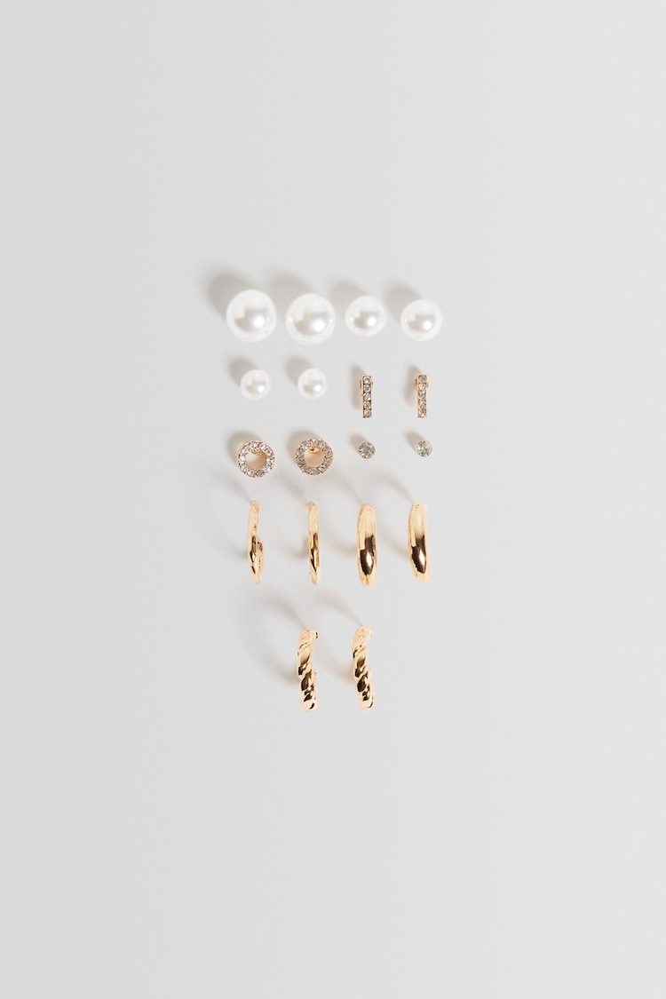 Set of 9 hoop earrings and faux pearls