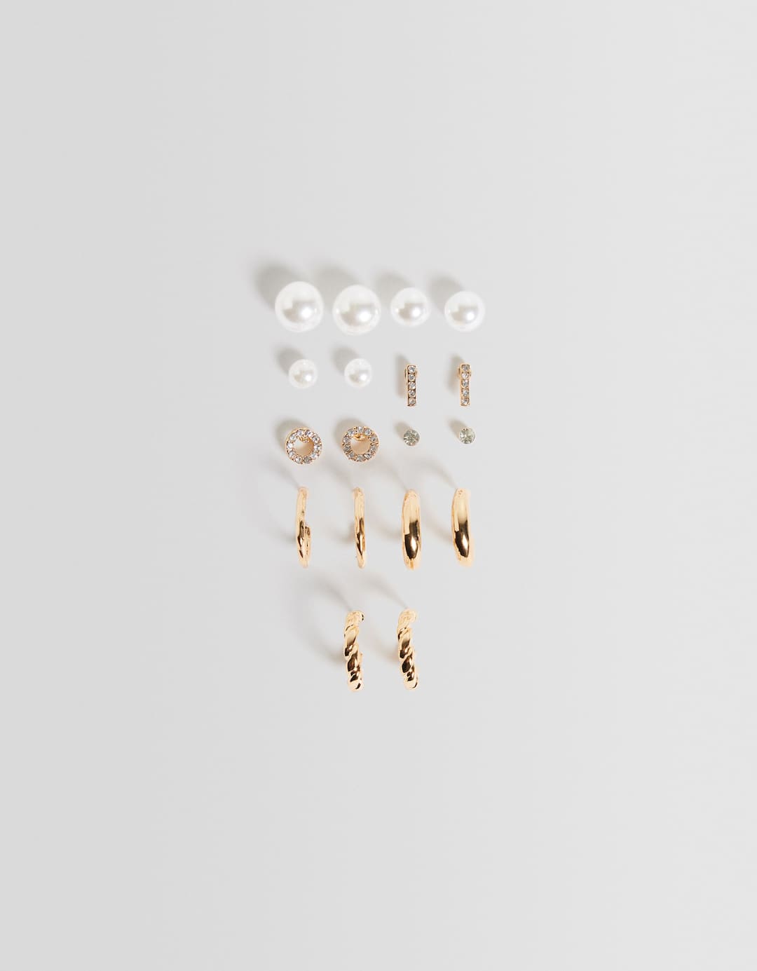 Set of 9 hoop earrings with faux pearls
