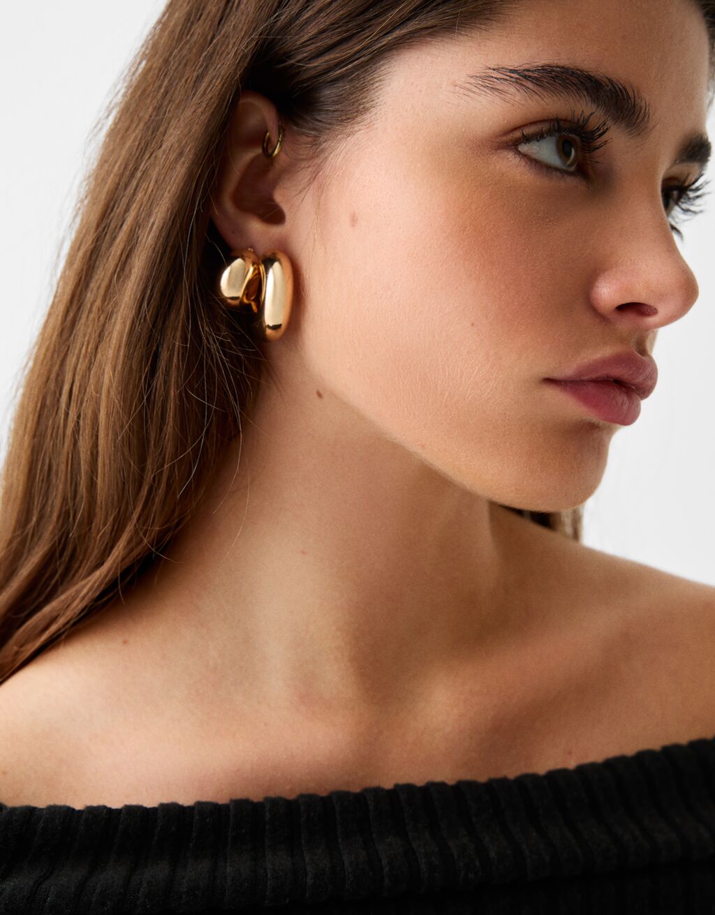 3 pair store gold hoop earrings