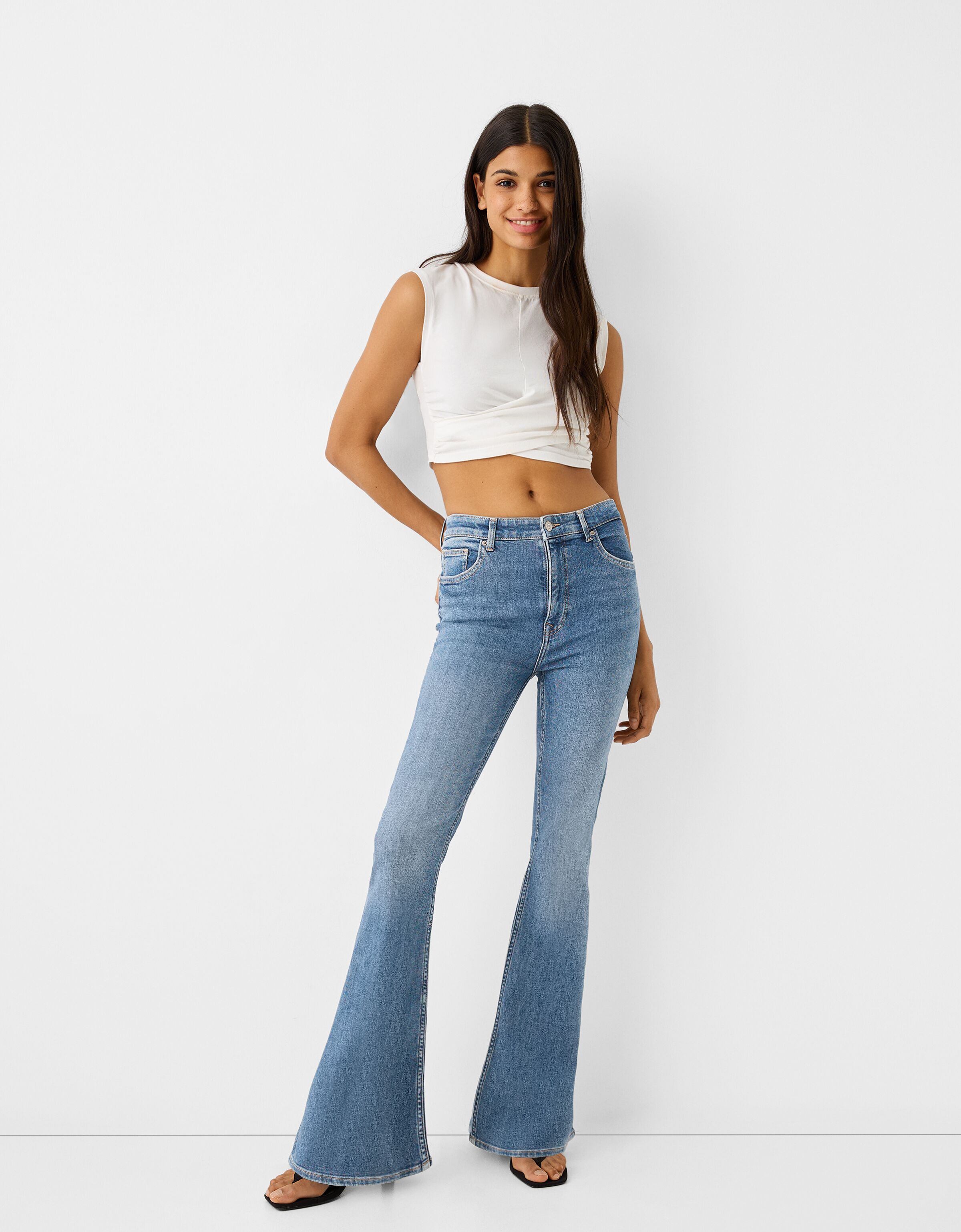 Flared jeans - Pants - Women | Bershka