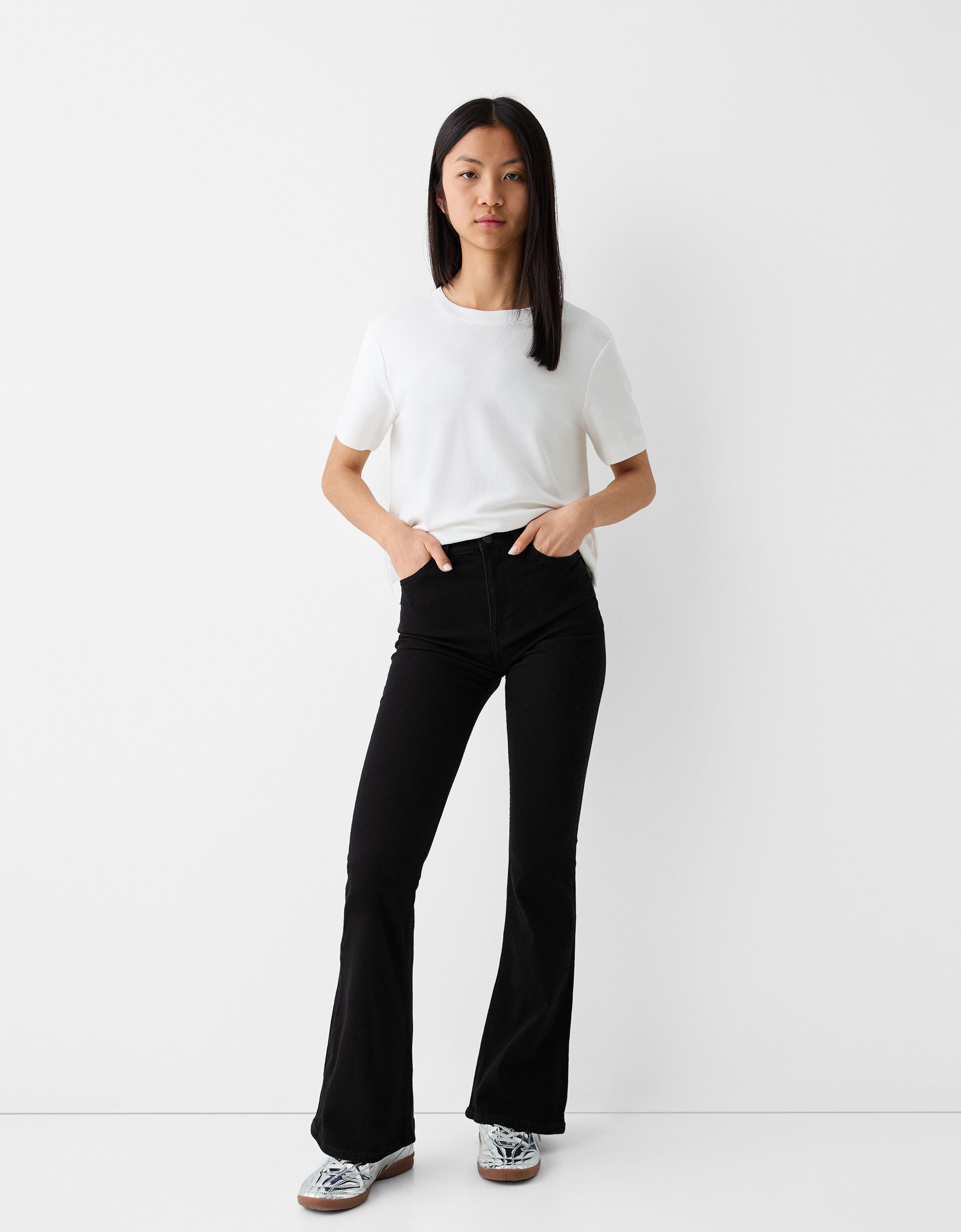 Jean large femme bershka deals