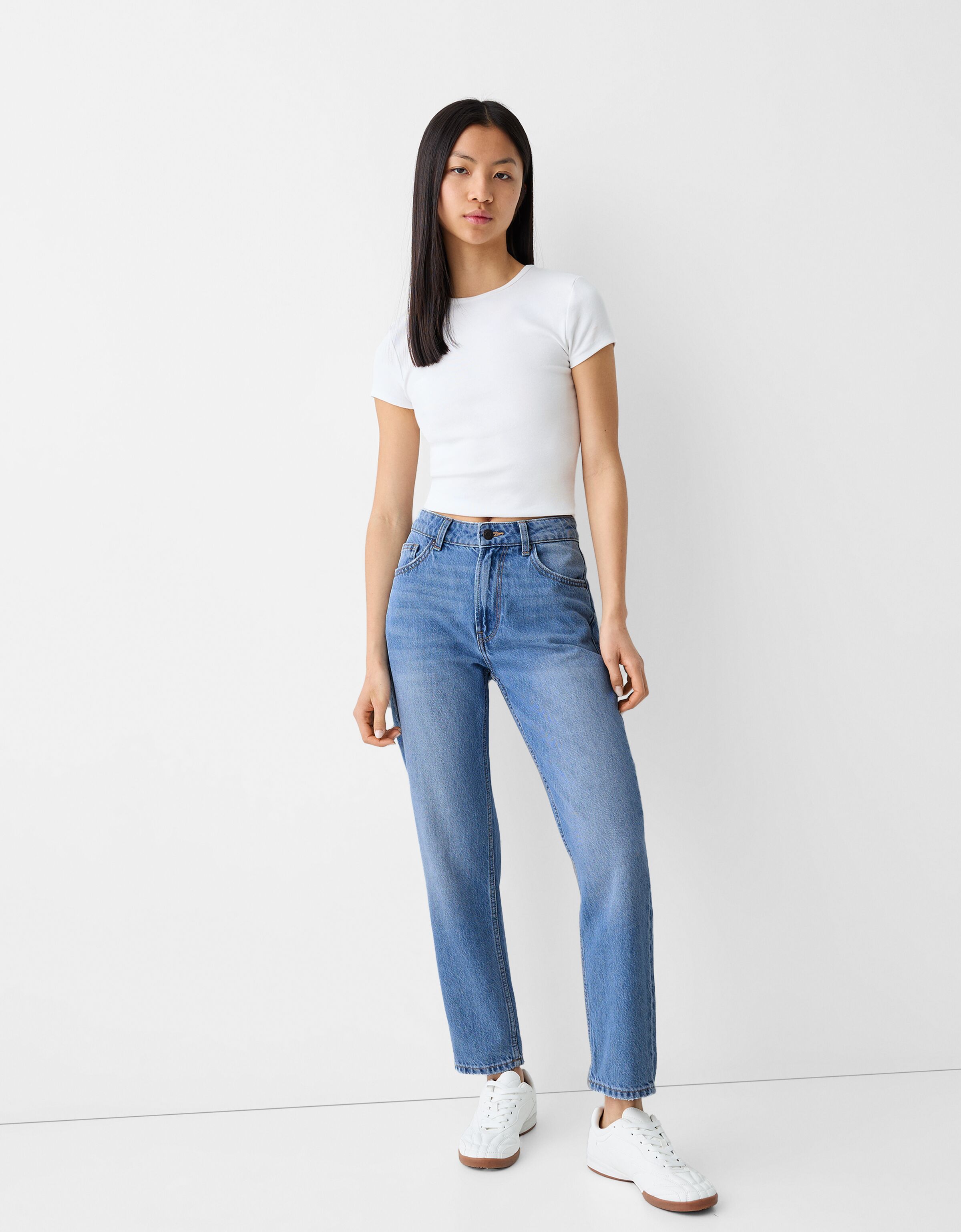 Mom jeans teenager hot sale