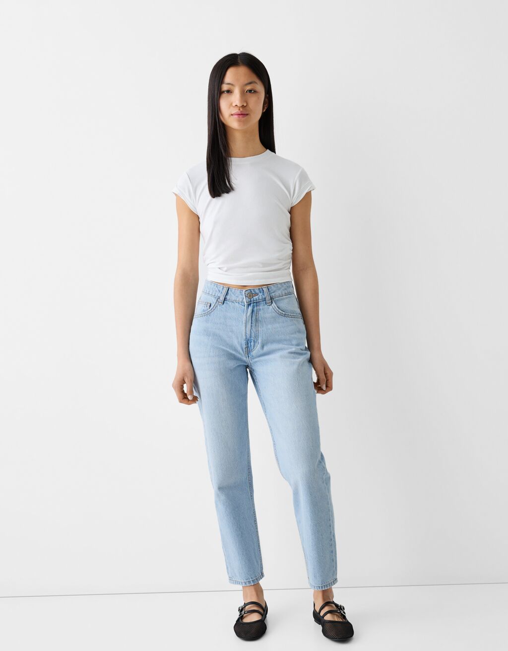 Jean mom court shop