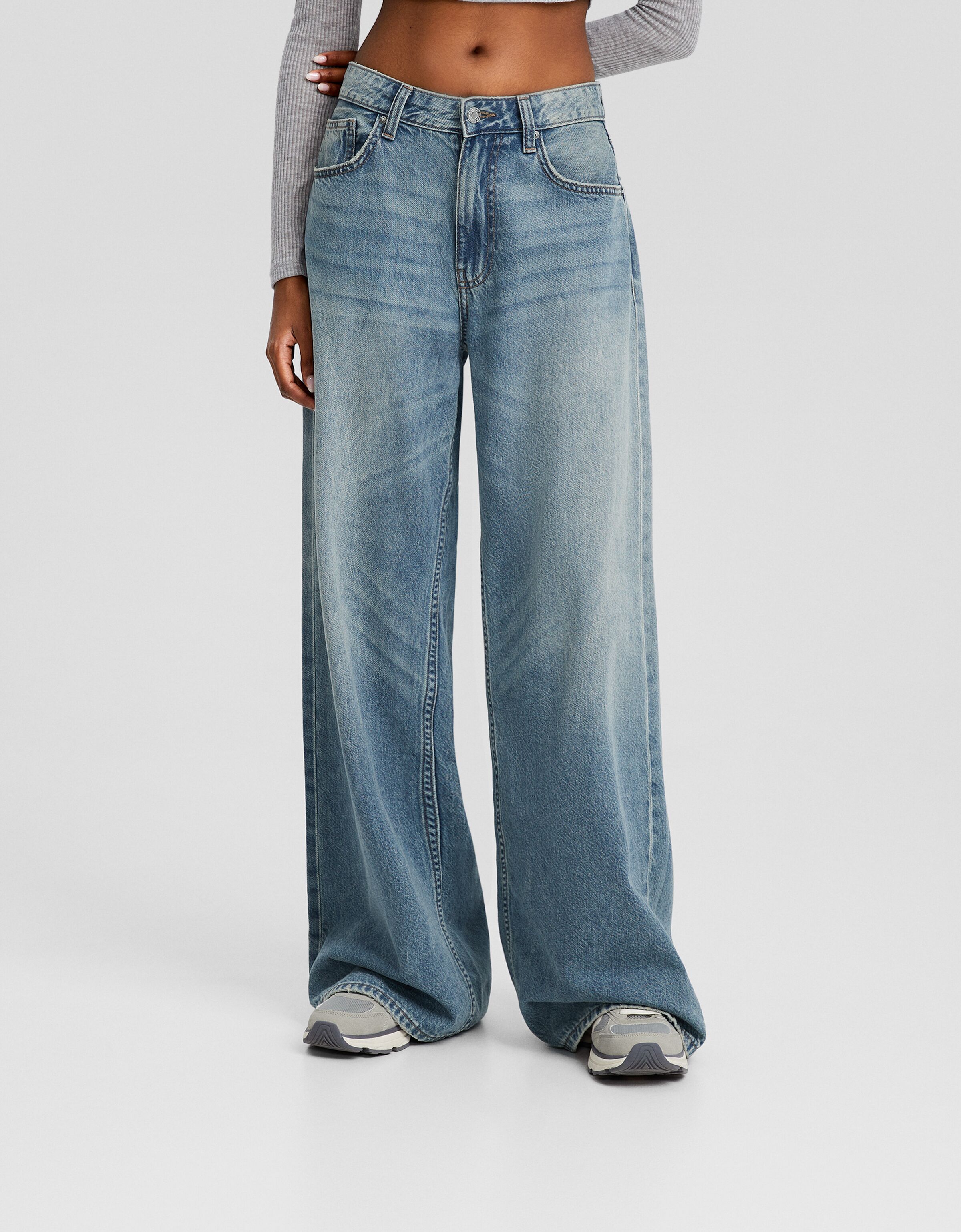Wide leg jeans Trousers Women Bershka