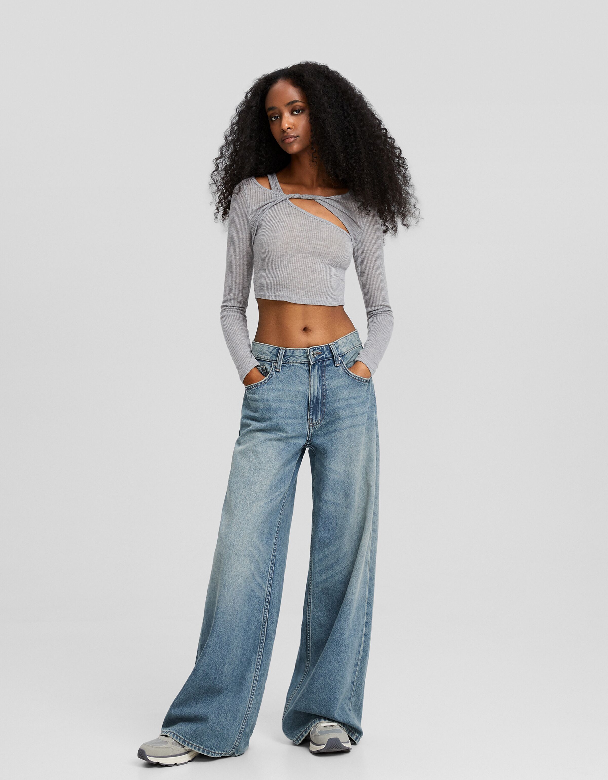Ripped super high-waist skinny jeans - BSK Teen | Bershka