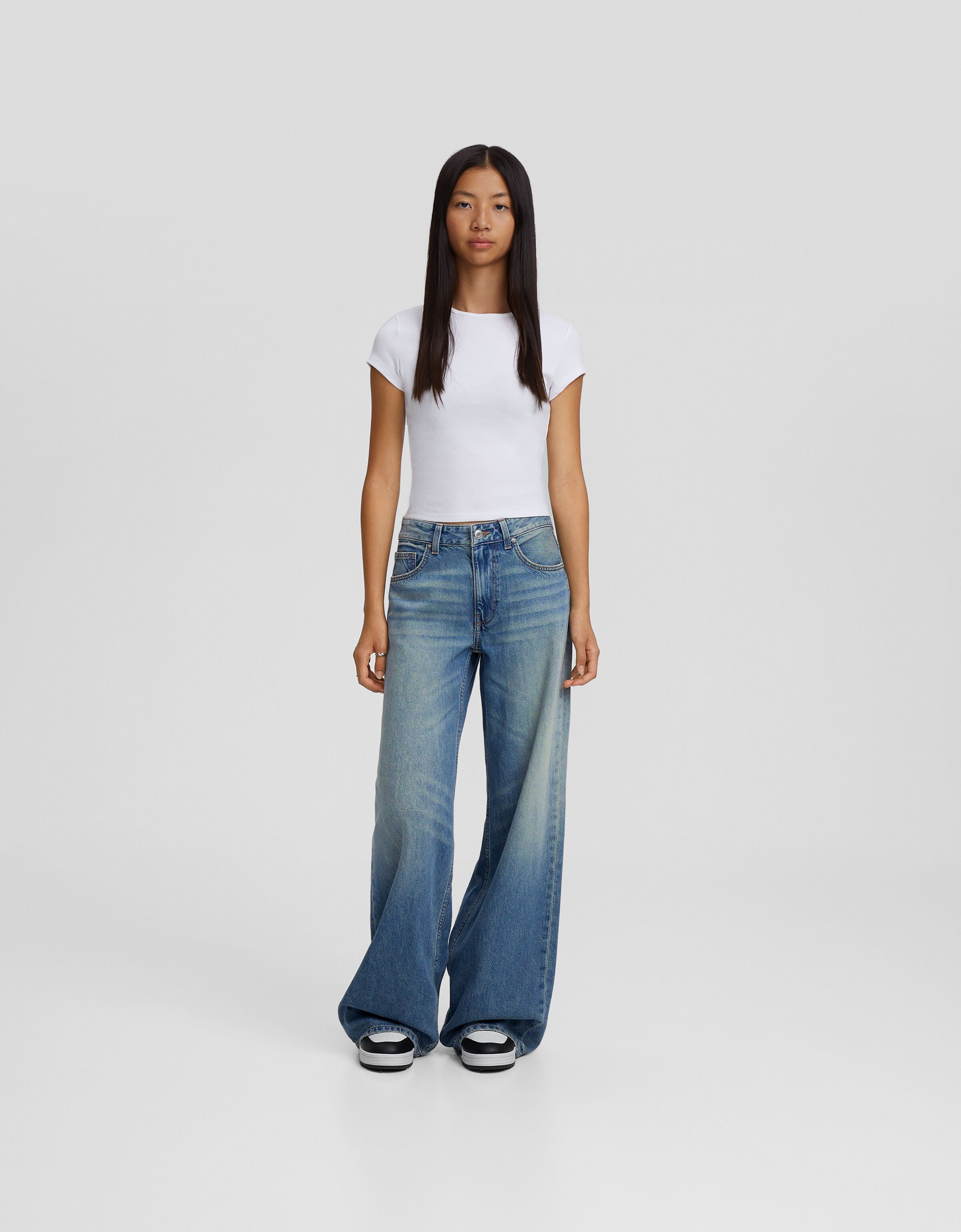 Bershka wide sales leg jeans