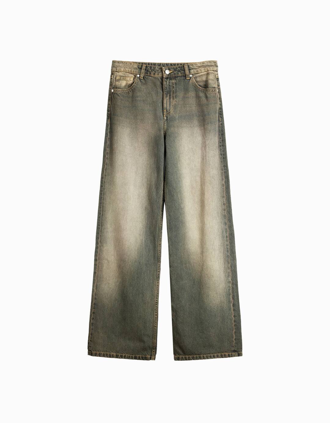 Baggy jeans