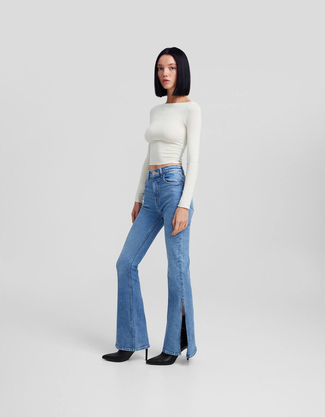 Flared split-hem jeans