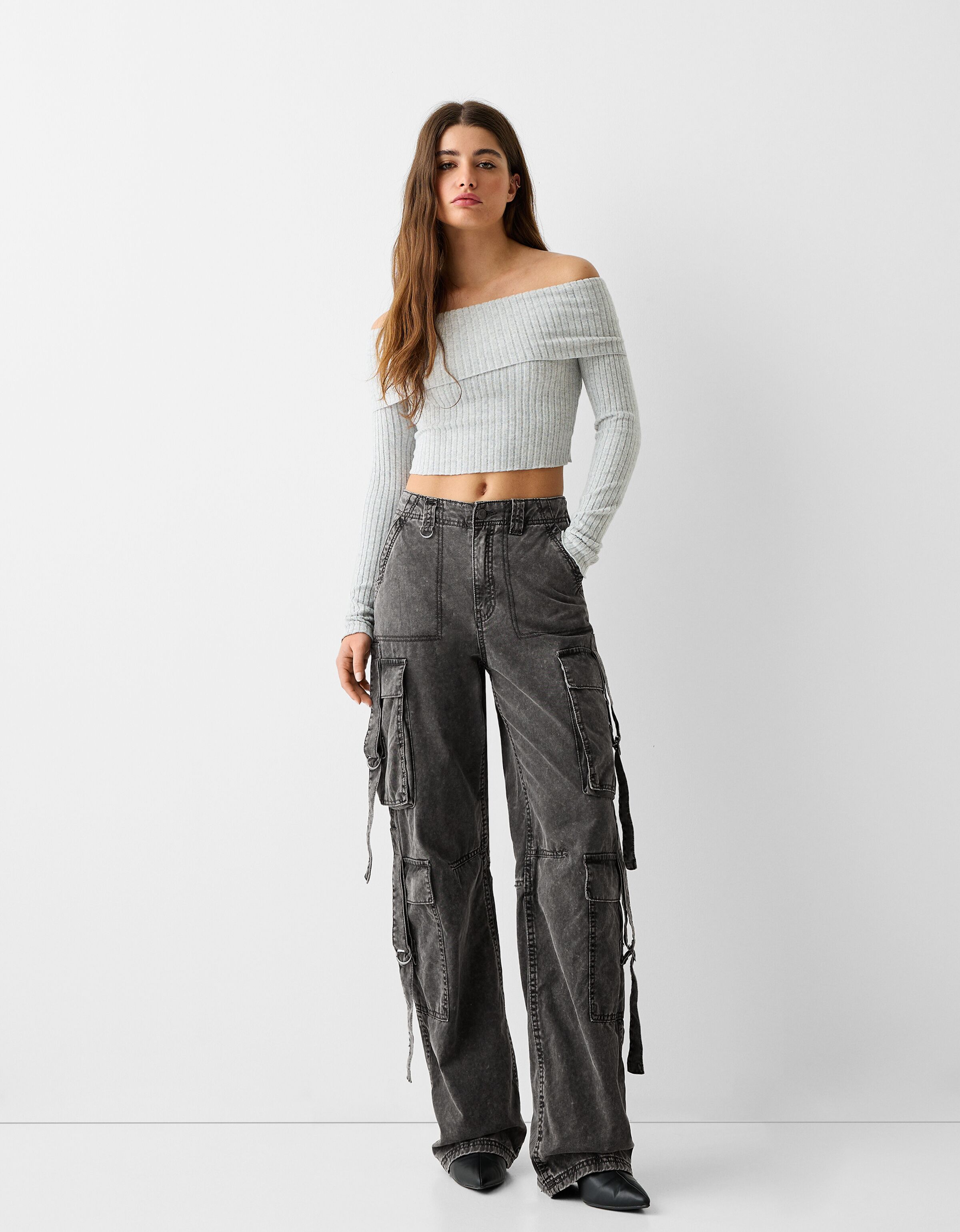 Bershka clearance pantaloni militari