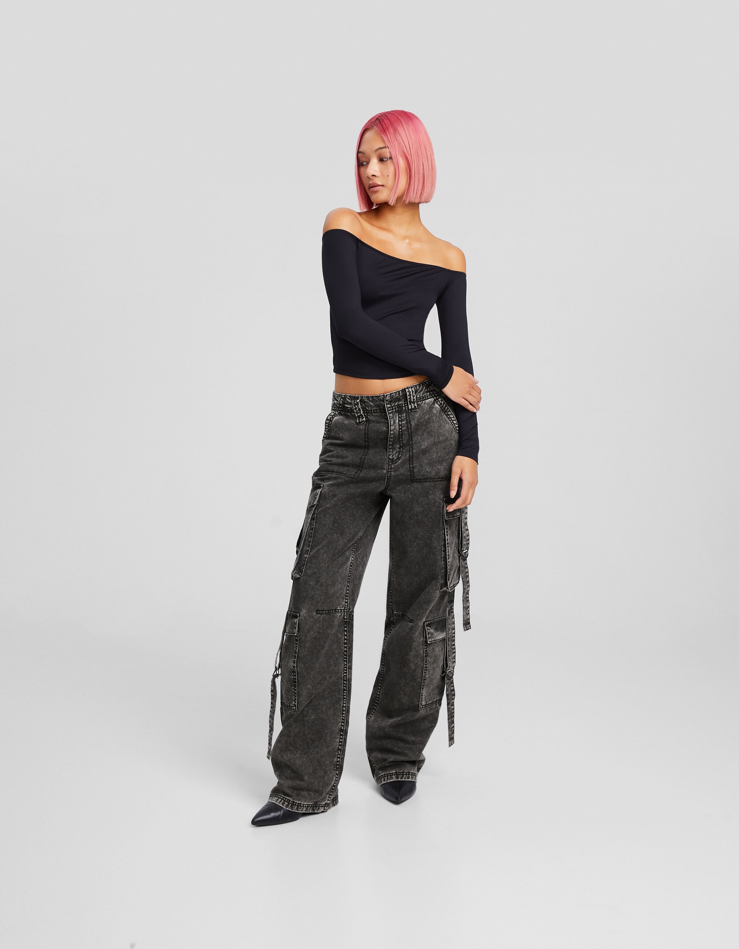 Pantaloni cargo militari store bershka
