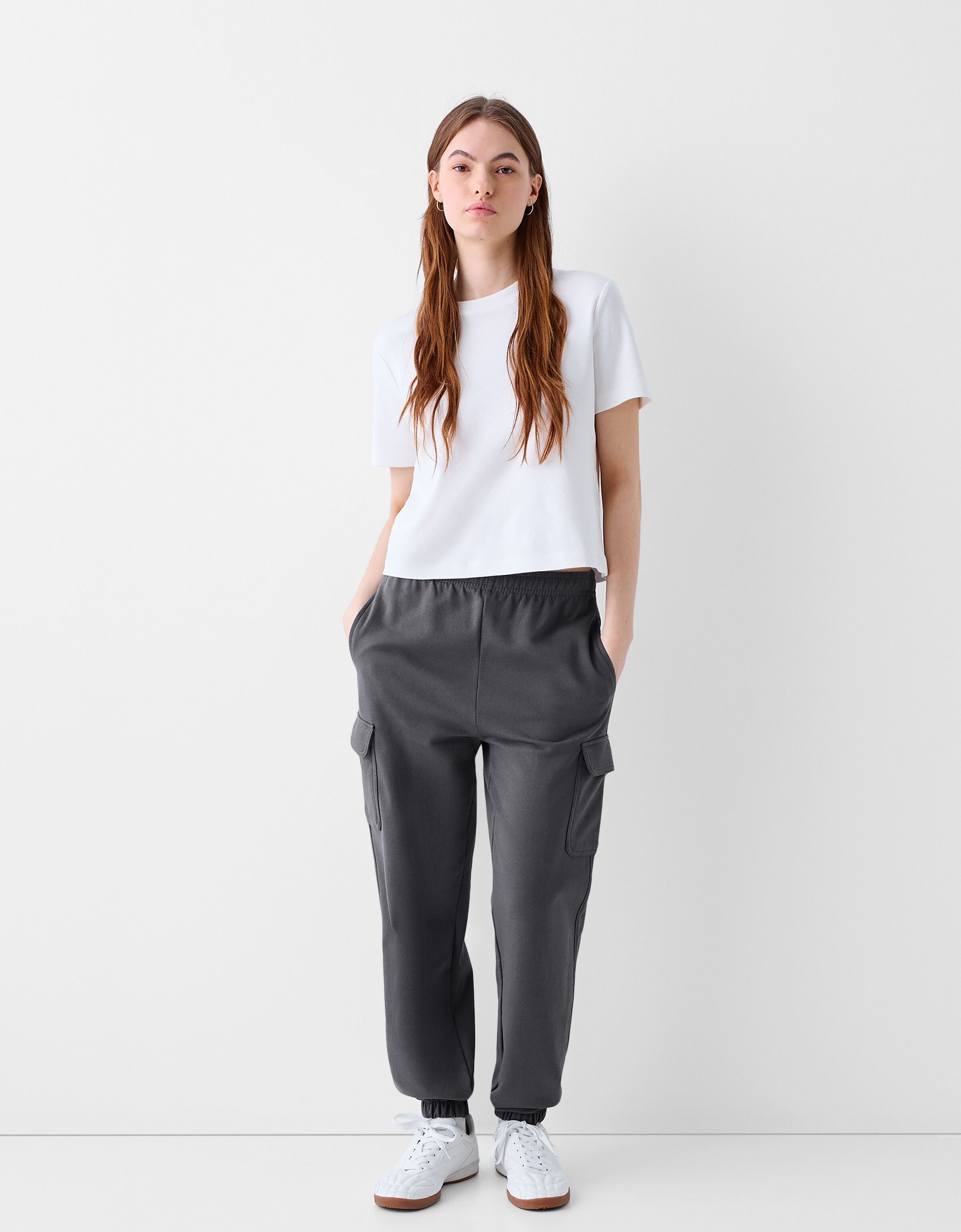 Cargo sweatpants Pants BSK Teen Bershka