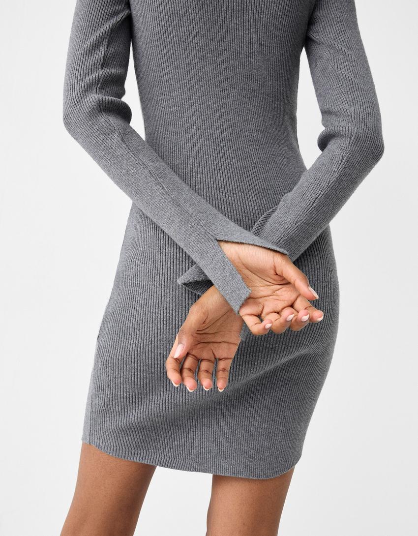 فستان قصير محاك بياقة عالية وأكمام طويلة-رمادي-3