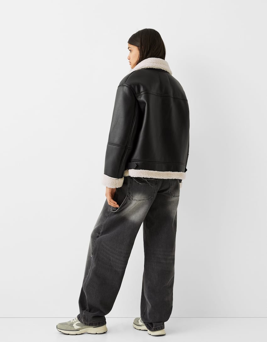 Xhaketë me lëkurë sintetike me dy faqe-E zezë-1