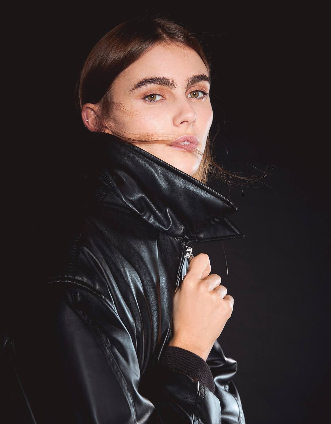 Cropped faux-leather puffer jacket with lapel collar