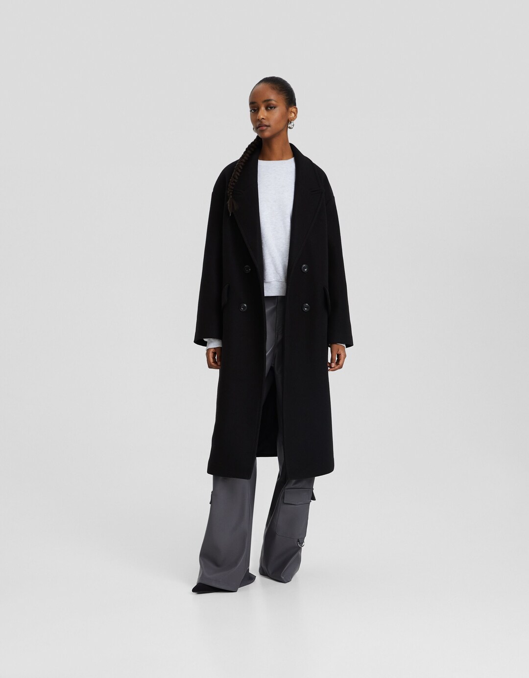 Cappotto lungo spalle scese