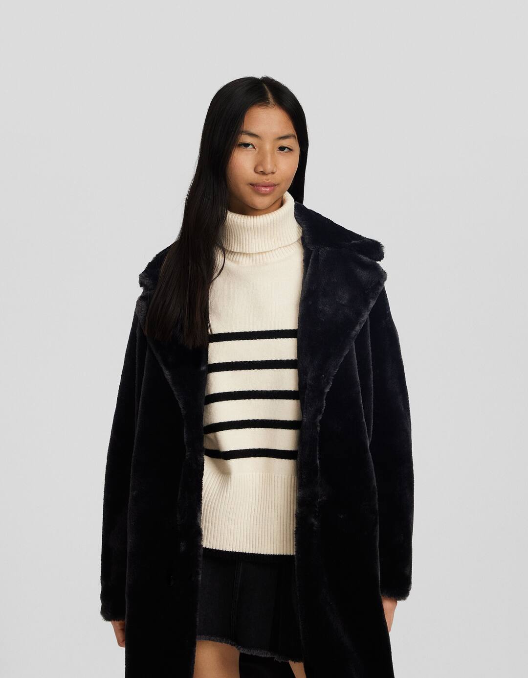Teddy coat with a lapel collar
