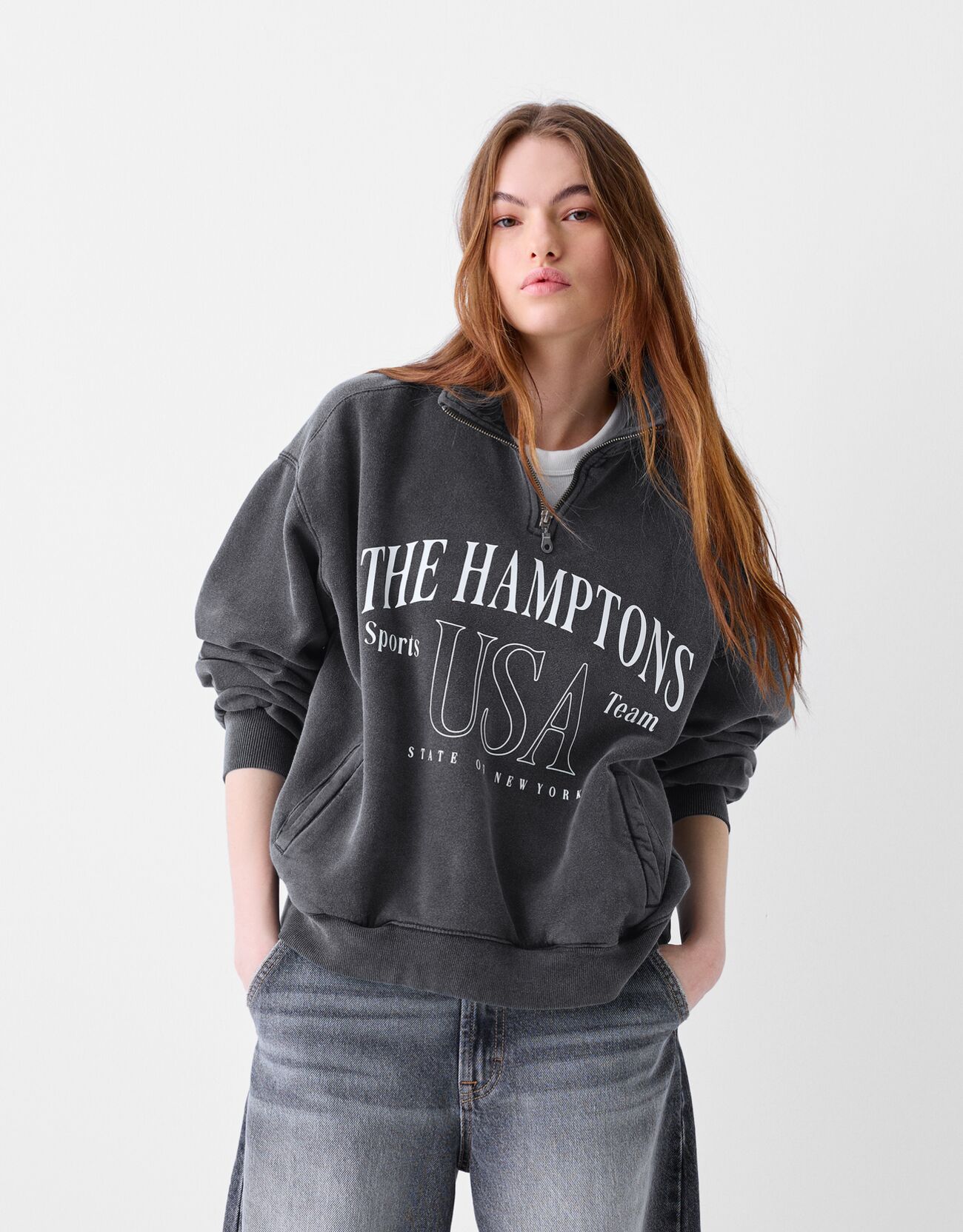 Printed sweatshirt with zip