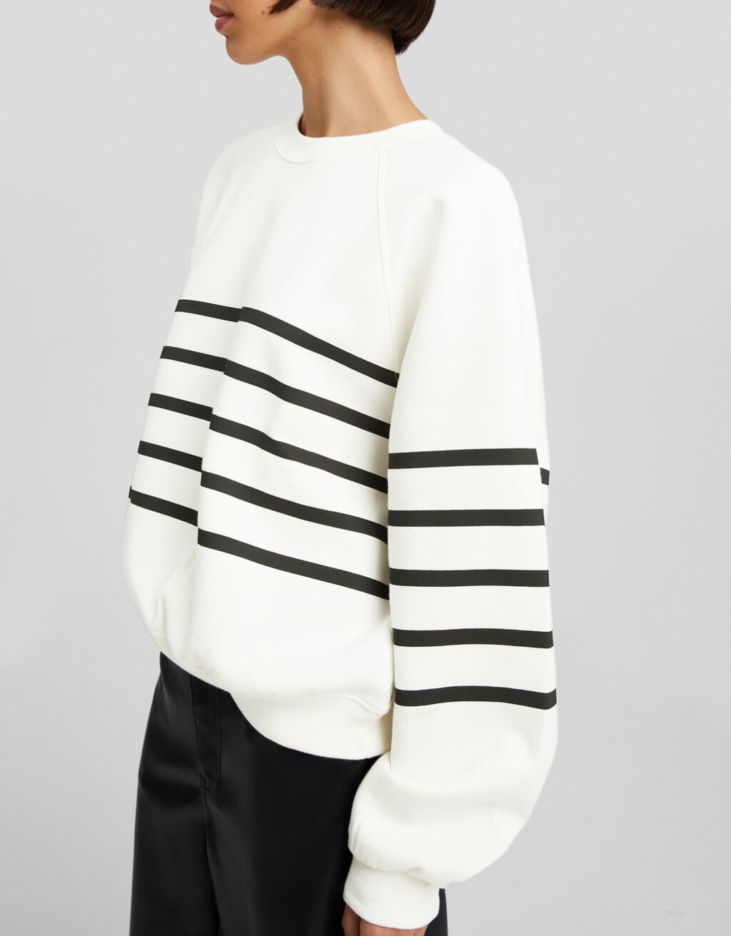 Sweat raglan-Blanc / Noir-2