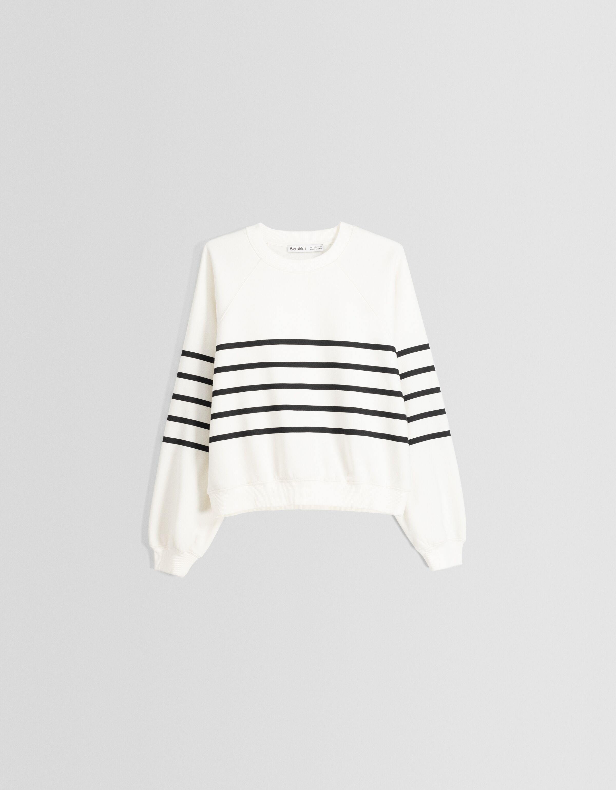Raglan sleeve sweatshirt Sweatshirts and sweaters BSK Teen