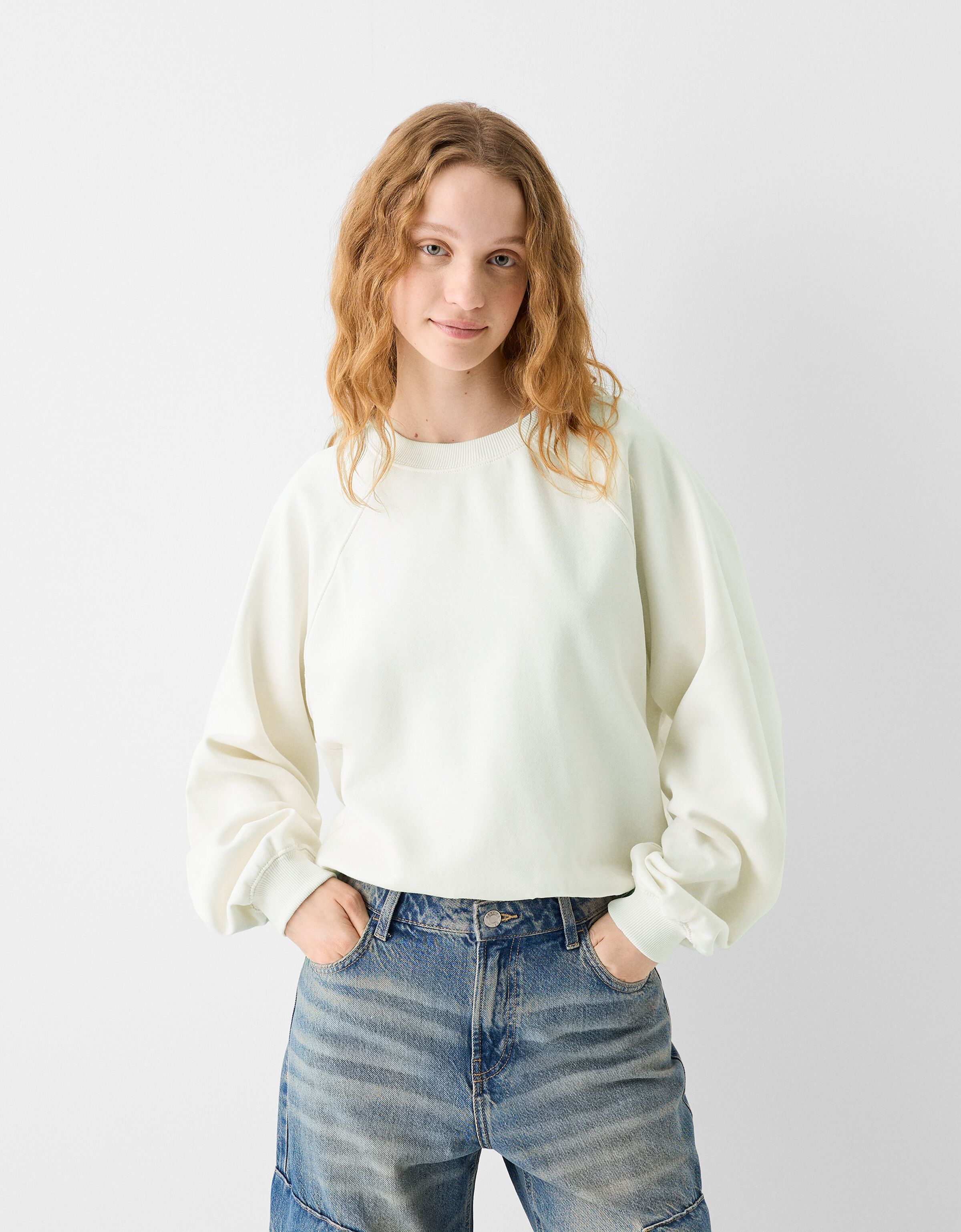 Flare sleeve sweatshirt shop