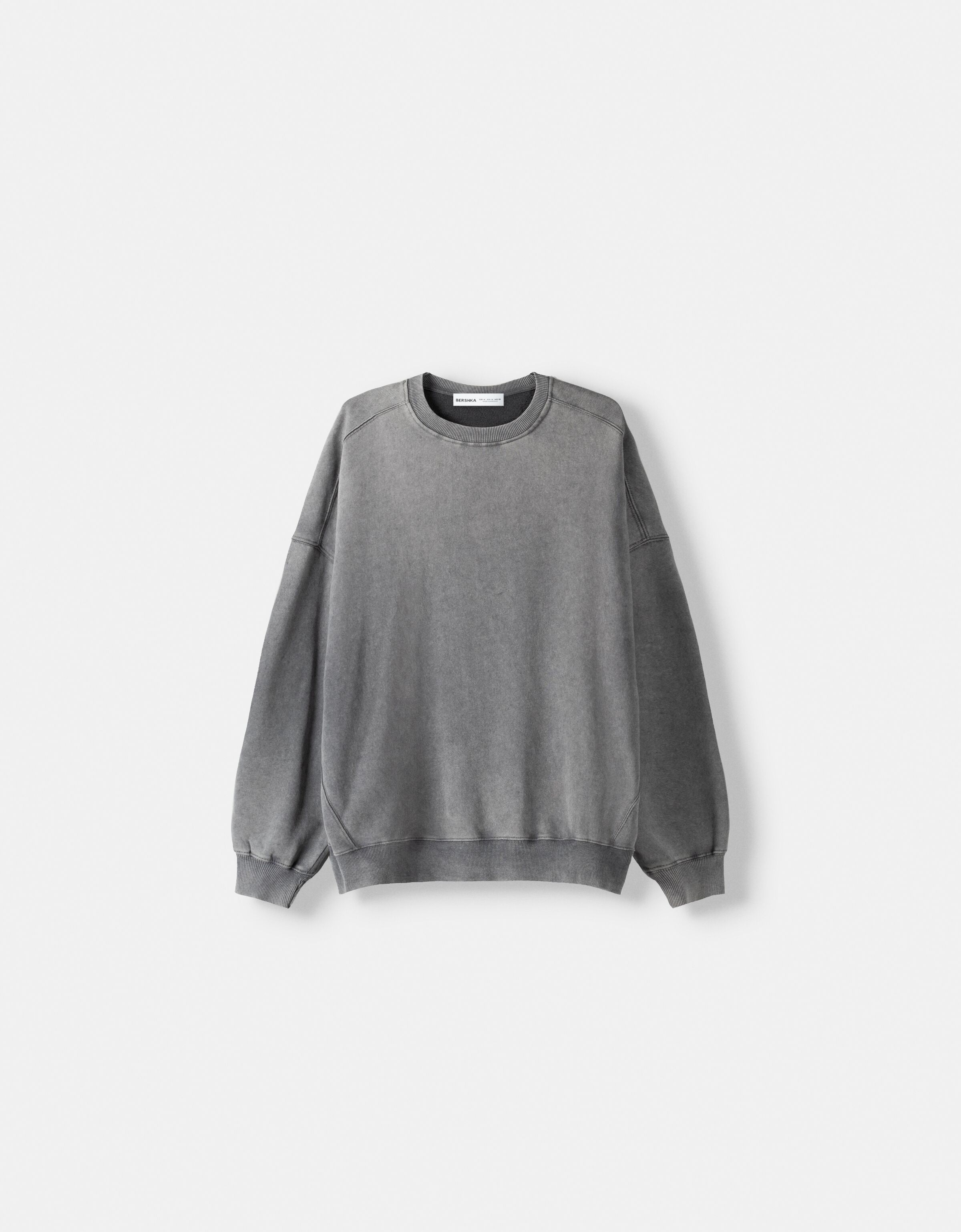 Faded-effect sweatshirt and trousers set - Women | Bershka