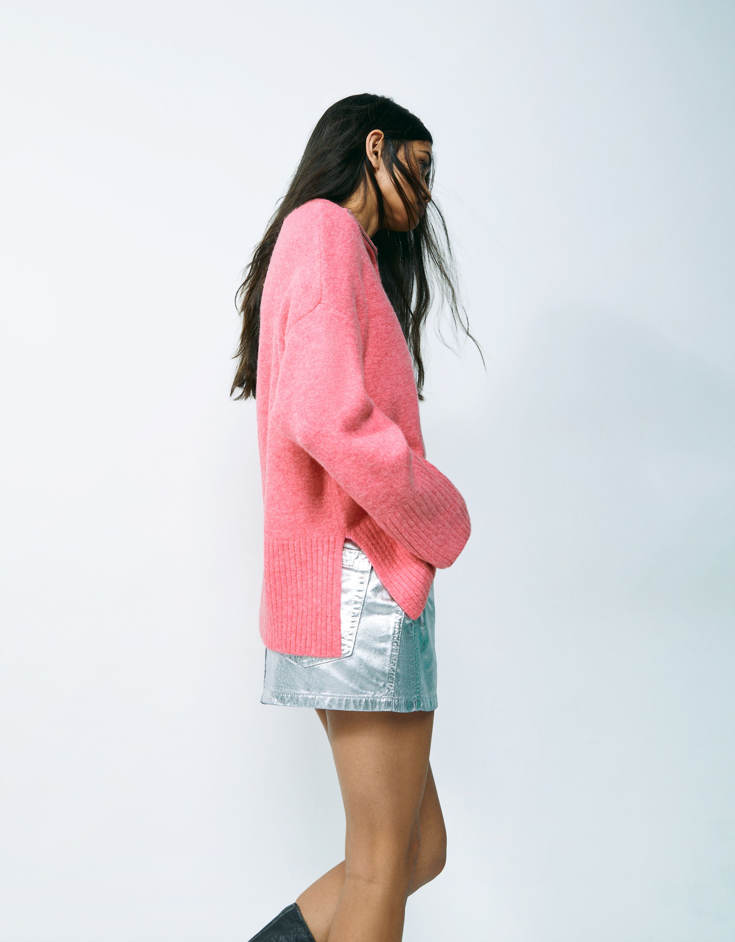 Fuzzy sweater deals with zipper