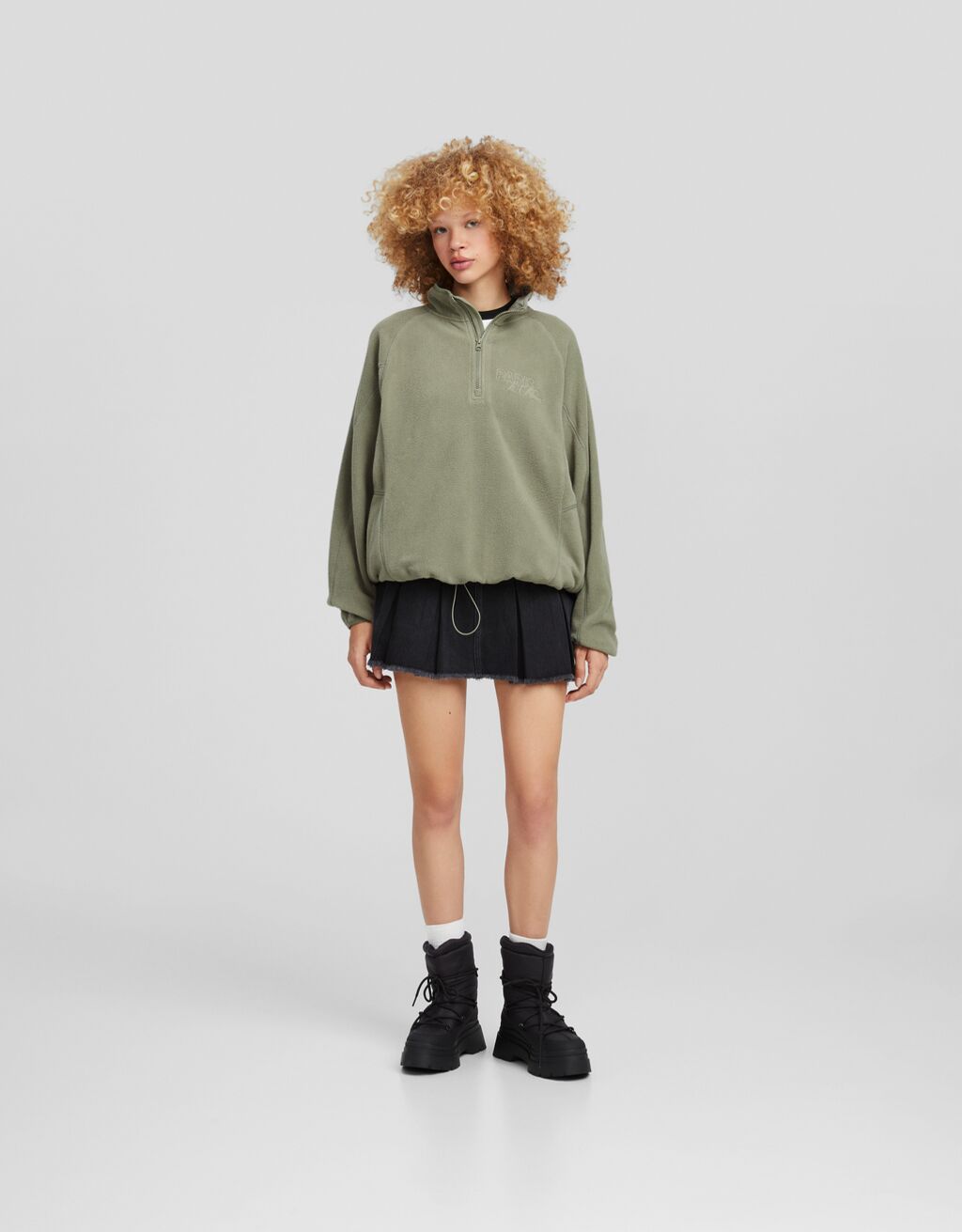 سويت شيرت فليس مطرز بسحّاب-كاكي-3