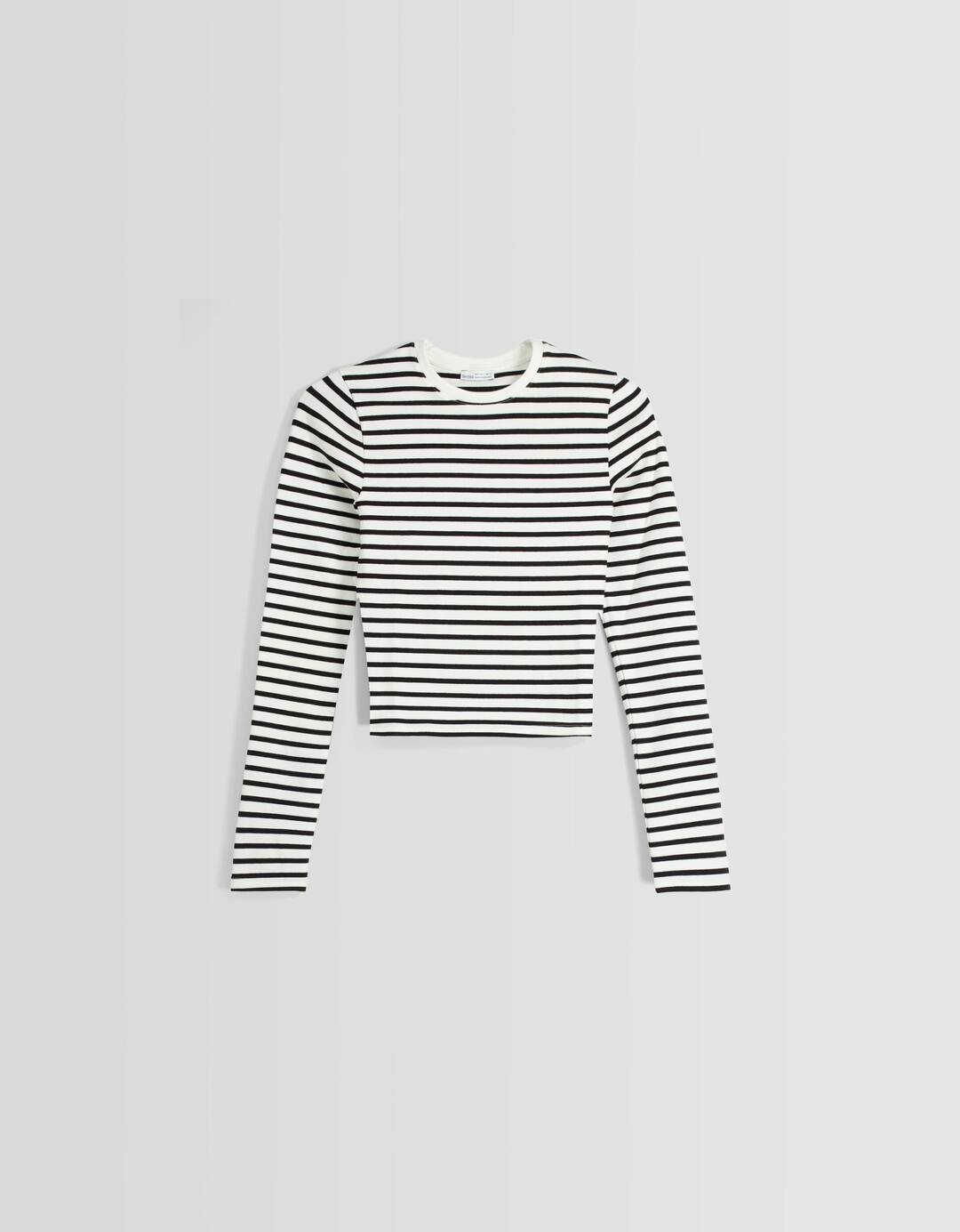 Long sleeve T-shirt with a round neck