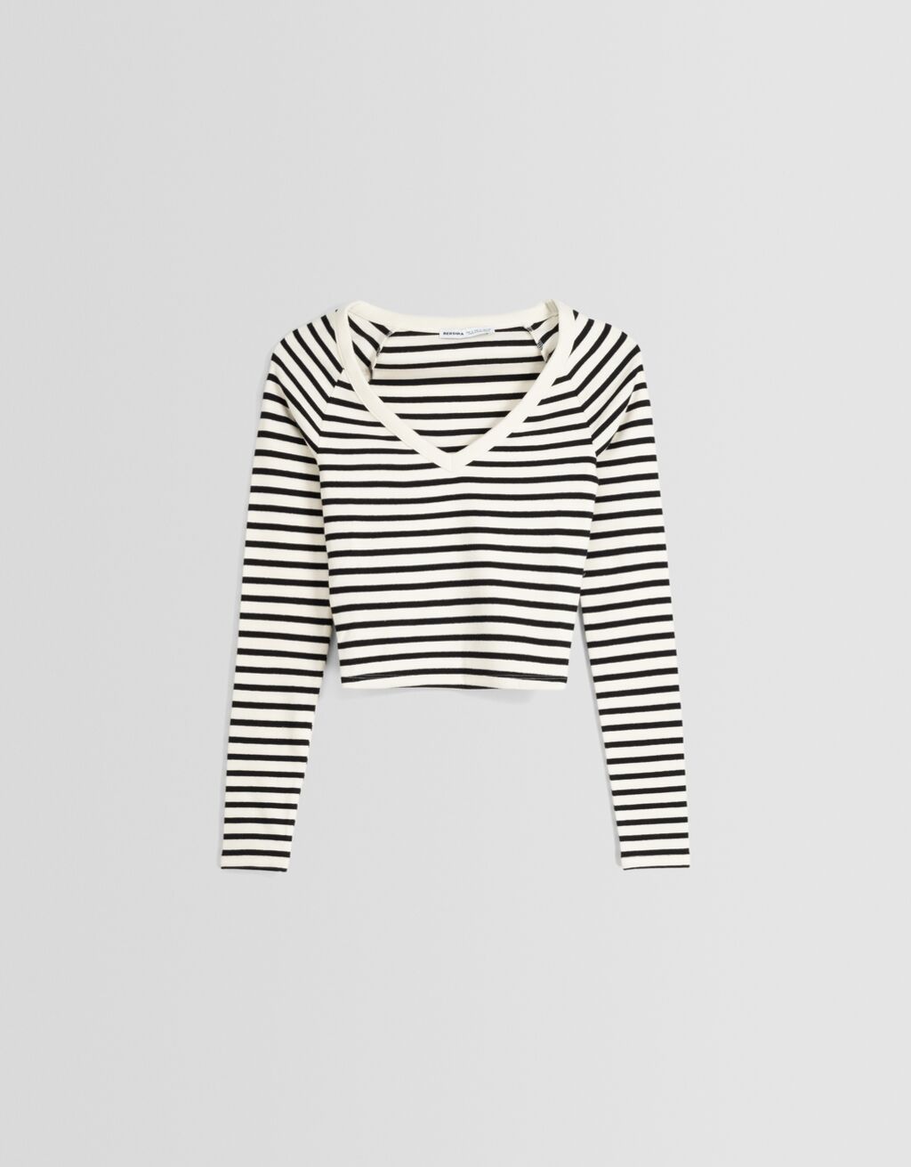 Long sleeve V-neck T-shirt-White / Black-4