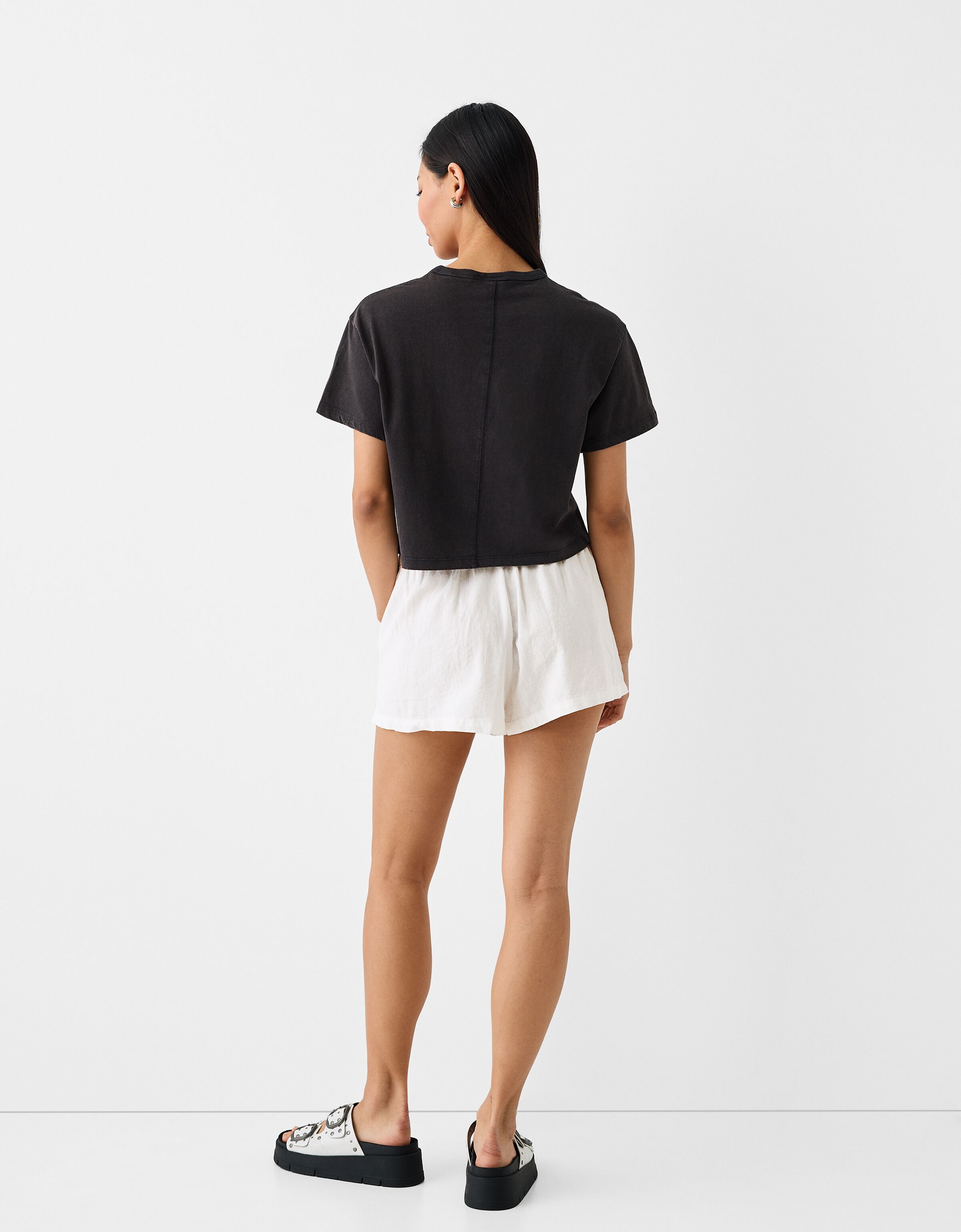 Short detalle goma cintura Faldas y shorts BSK Teen Bershka