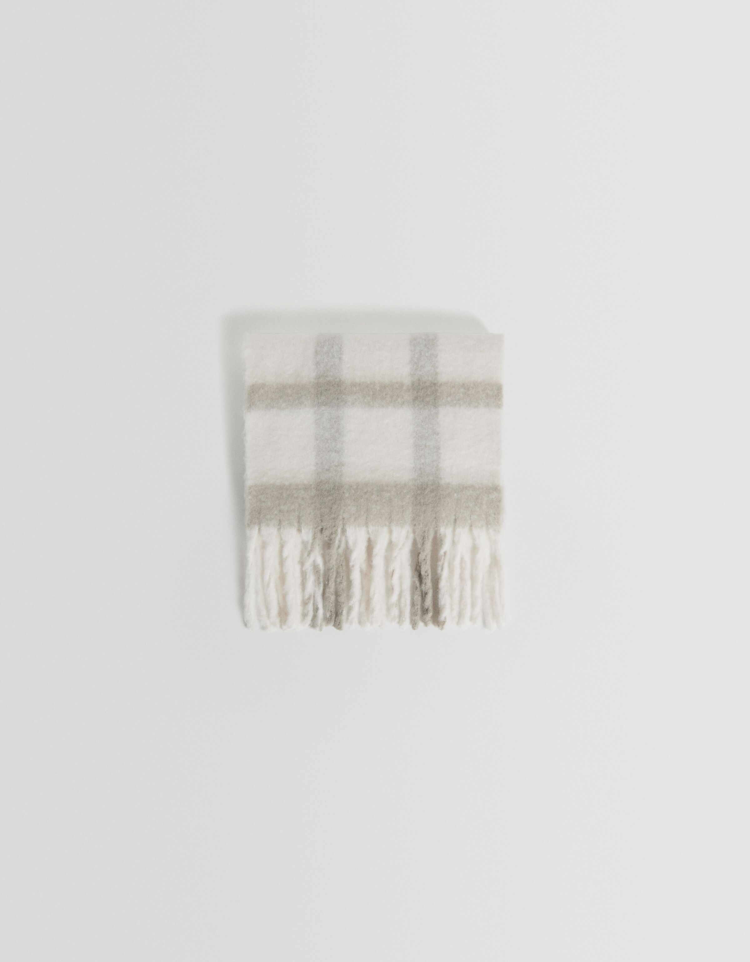 Bershka scarves 2025