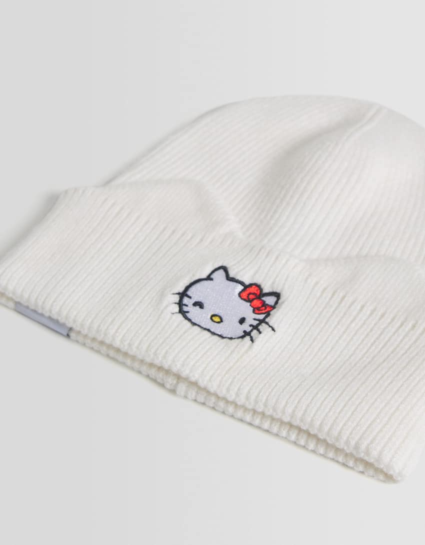 Embroidered Hello Kitty beanie-Cream-1