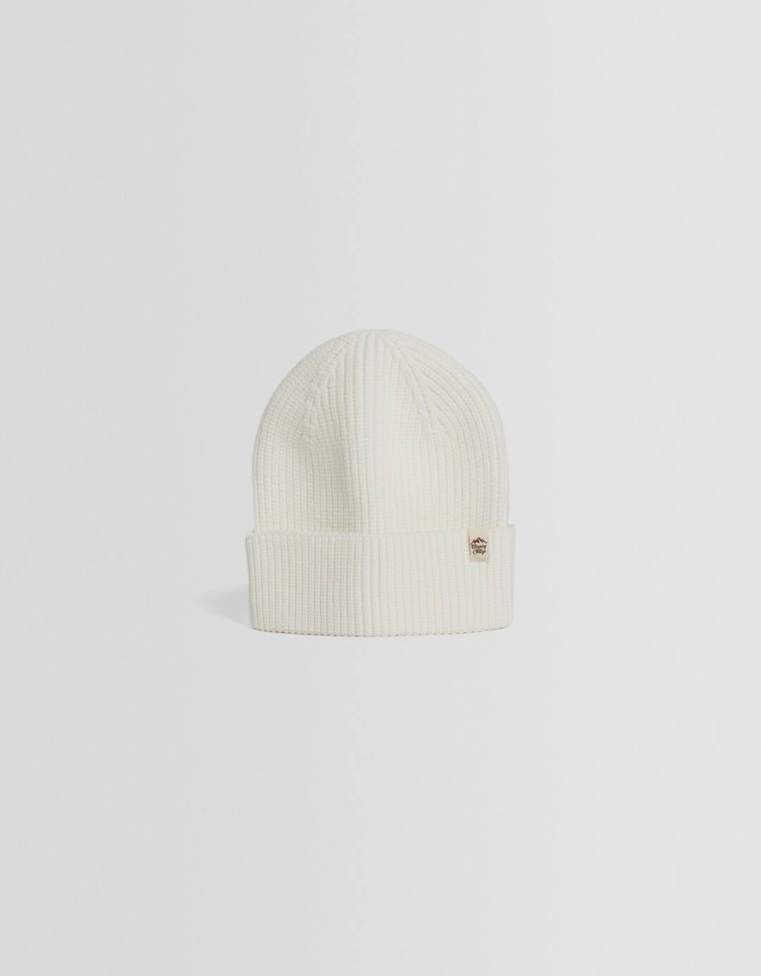 Label beanie