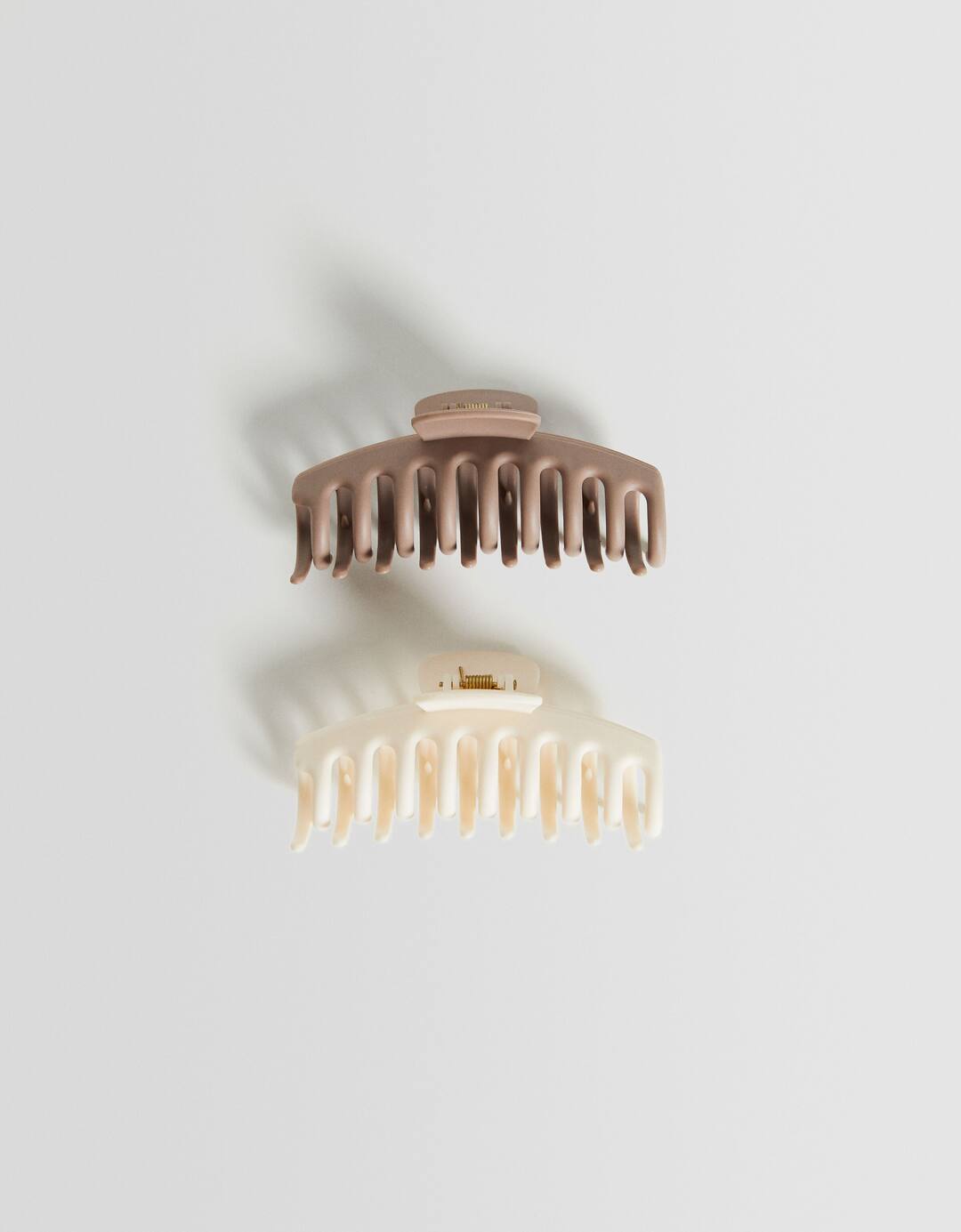Set of 2 hair clips