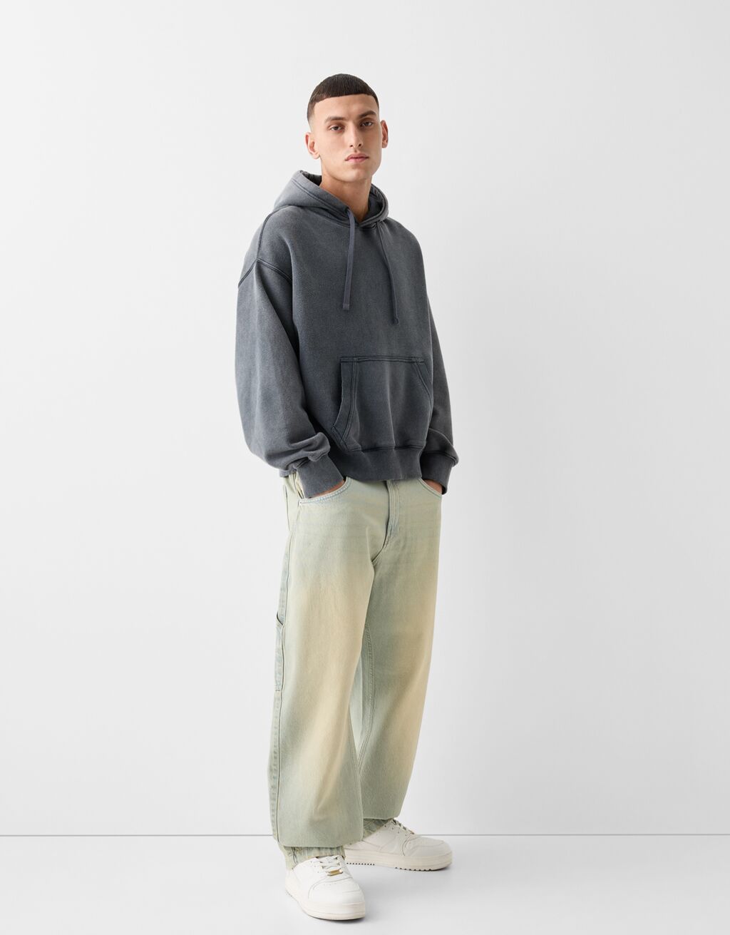 Balloon fit cheap jeans bershka