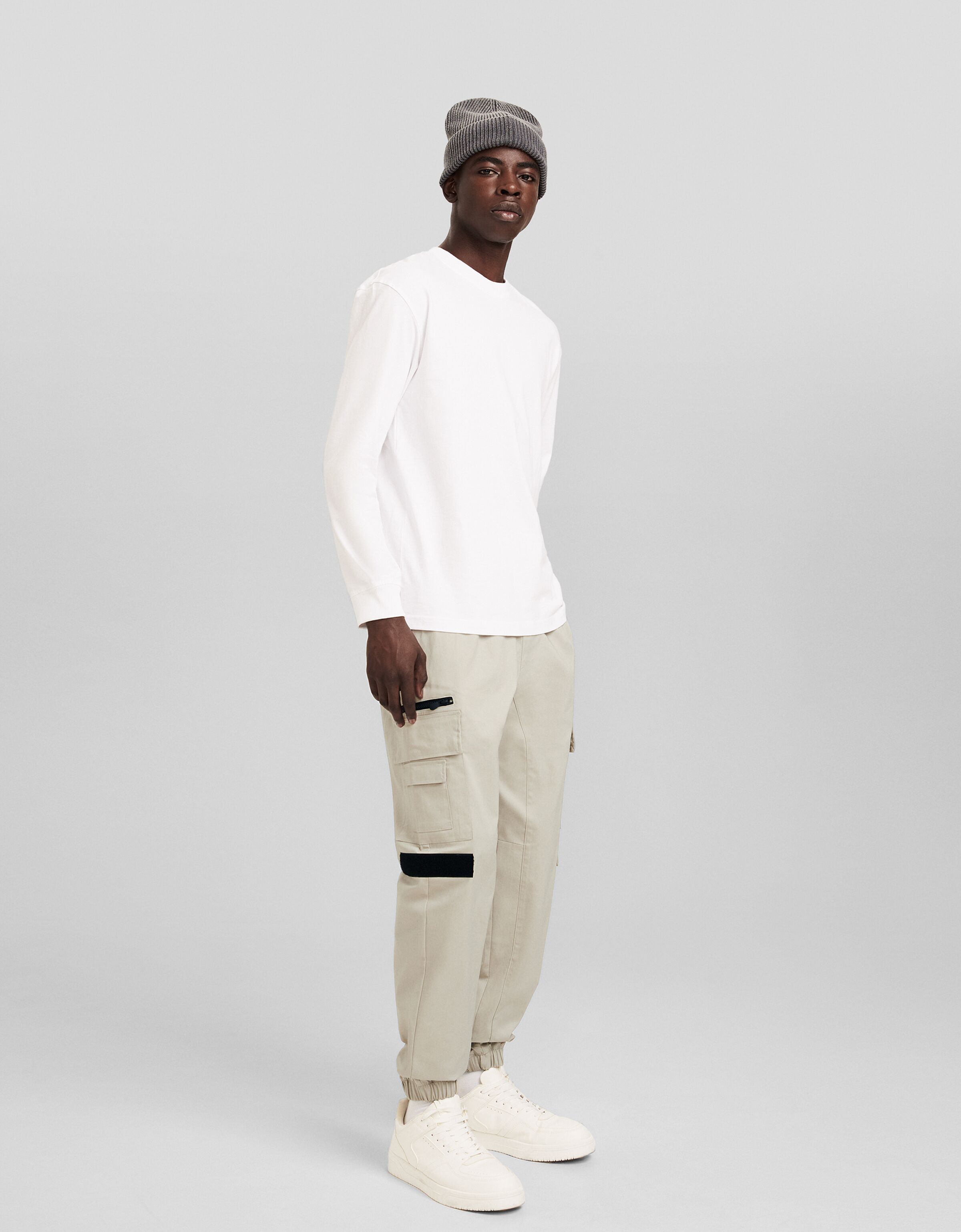 Technical multi cargo joggers Pants Men Bershka