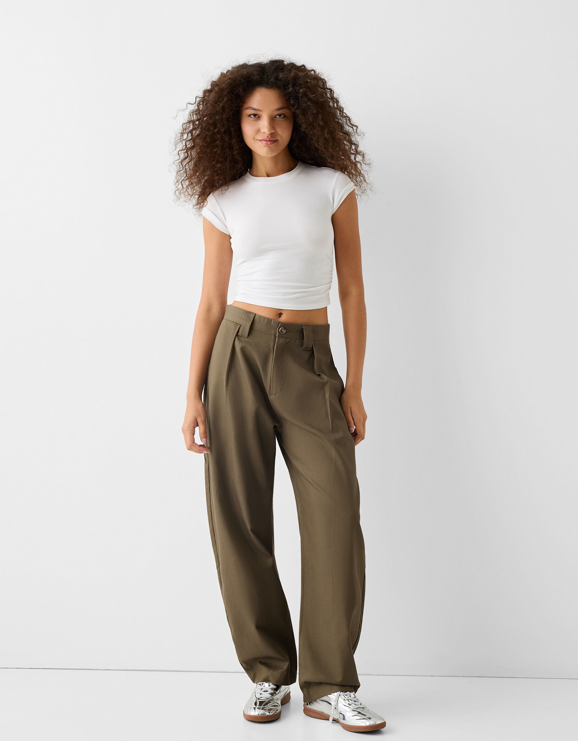 Pantalon con cinturon bershka sales