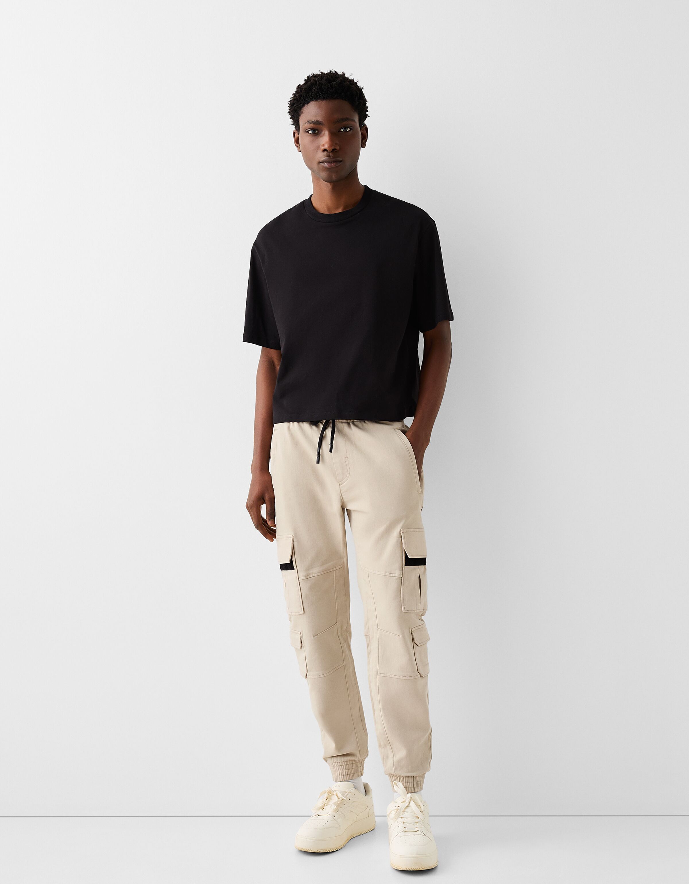 8 Cool And Casual Ways To Wear Cargo Pants