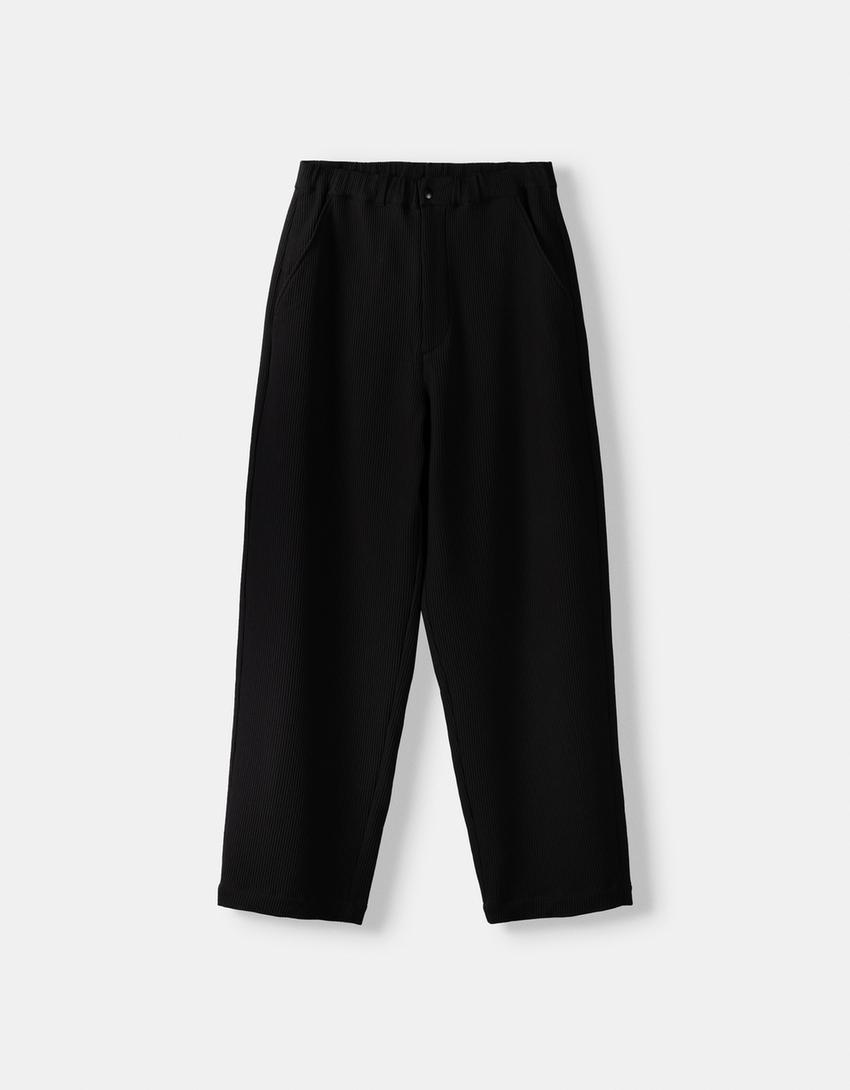 بنطال واسع الساقين بثنيات-أسود-4