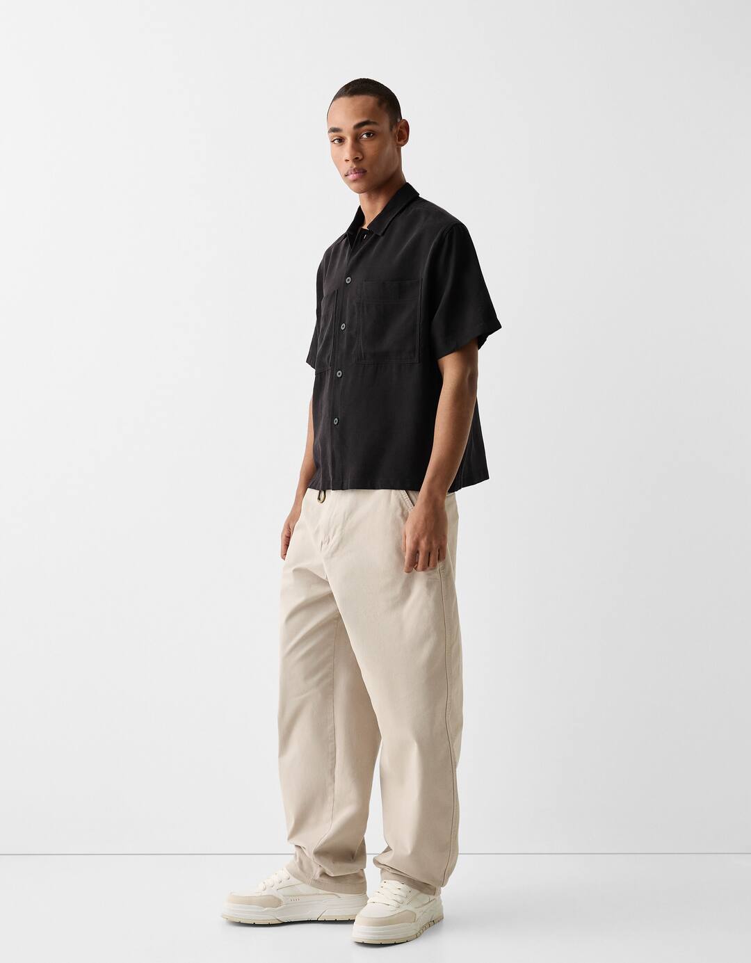 Short sleeve tailored boxy fit shirt