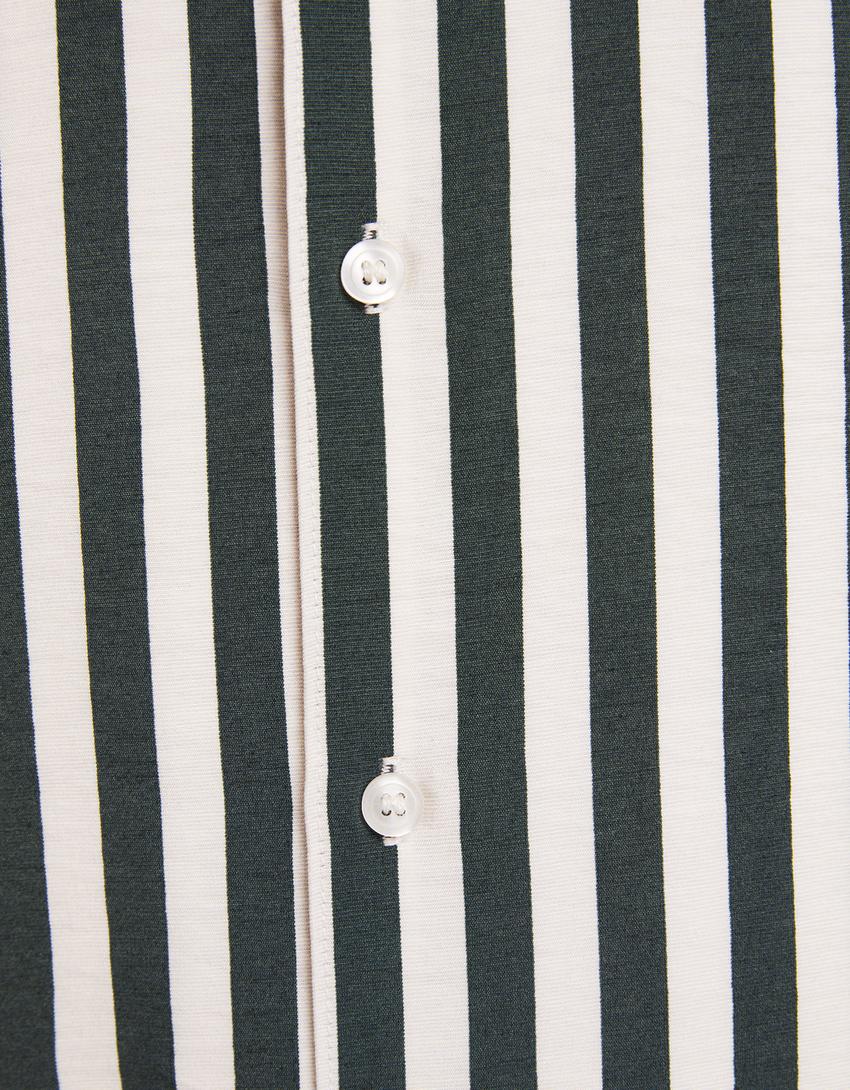 Camisa manga curta regular fit riscas-Caqui-5