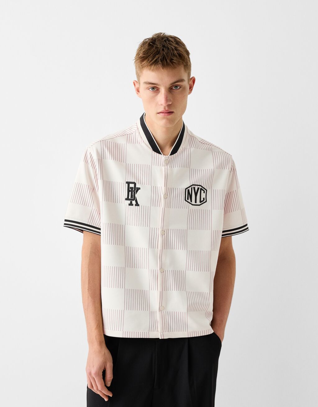 Camisa estampada cheap hombre bershka