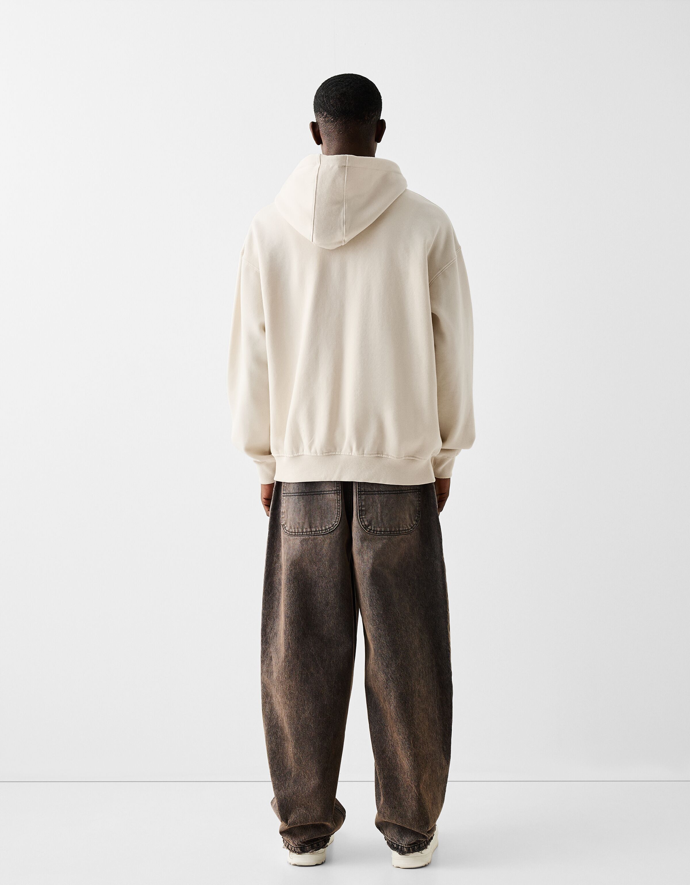 Zip up best sale hoodie bershka