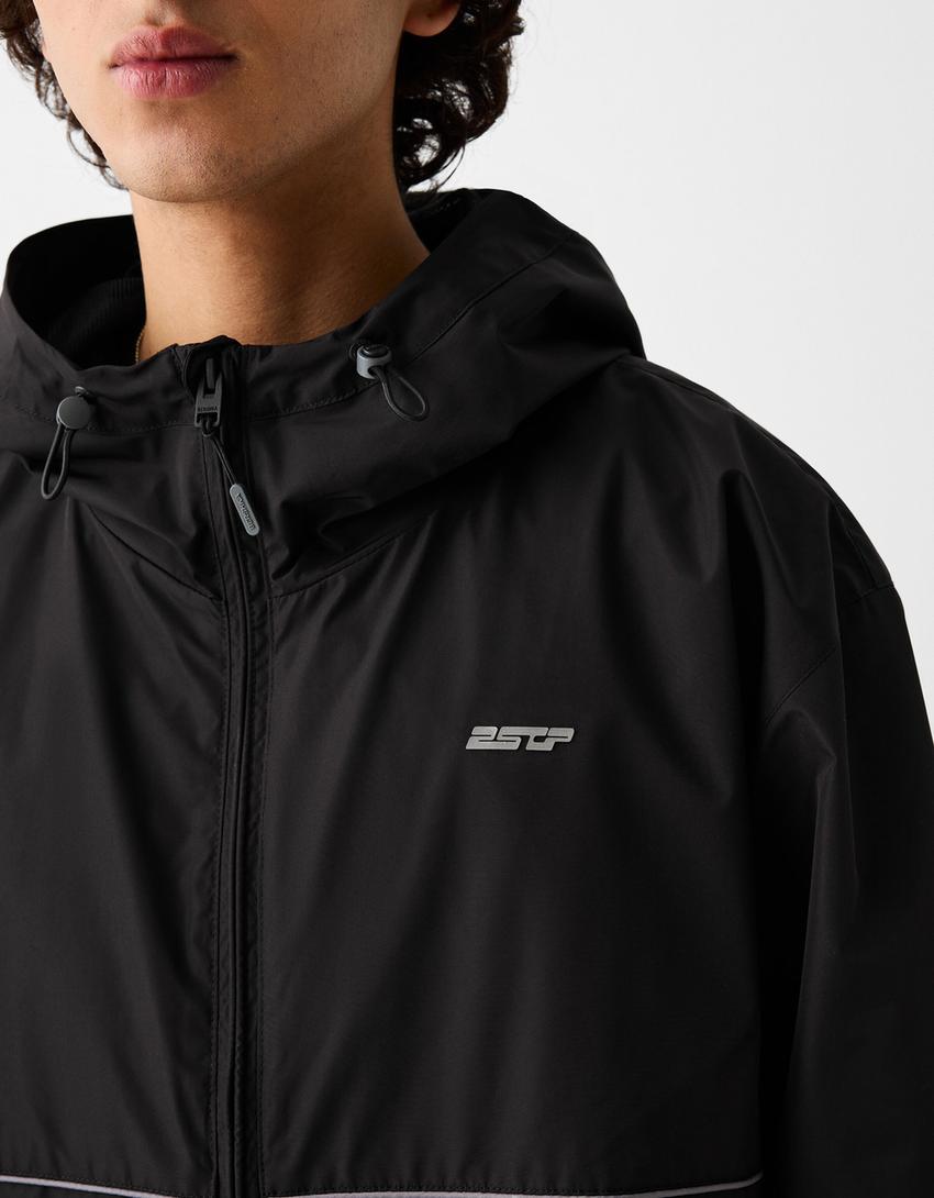 جاكيت خفيف بغطاء رأس-أسود-5