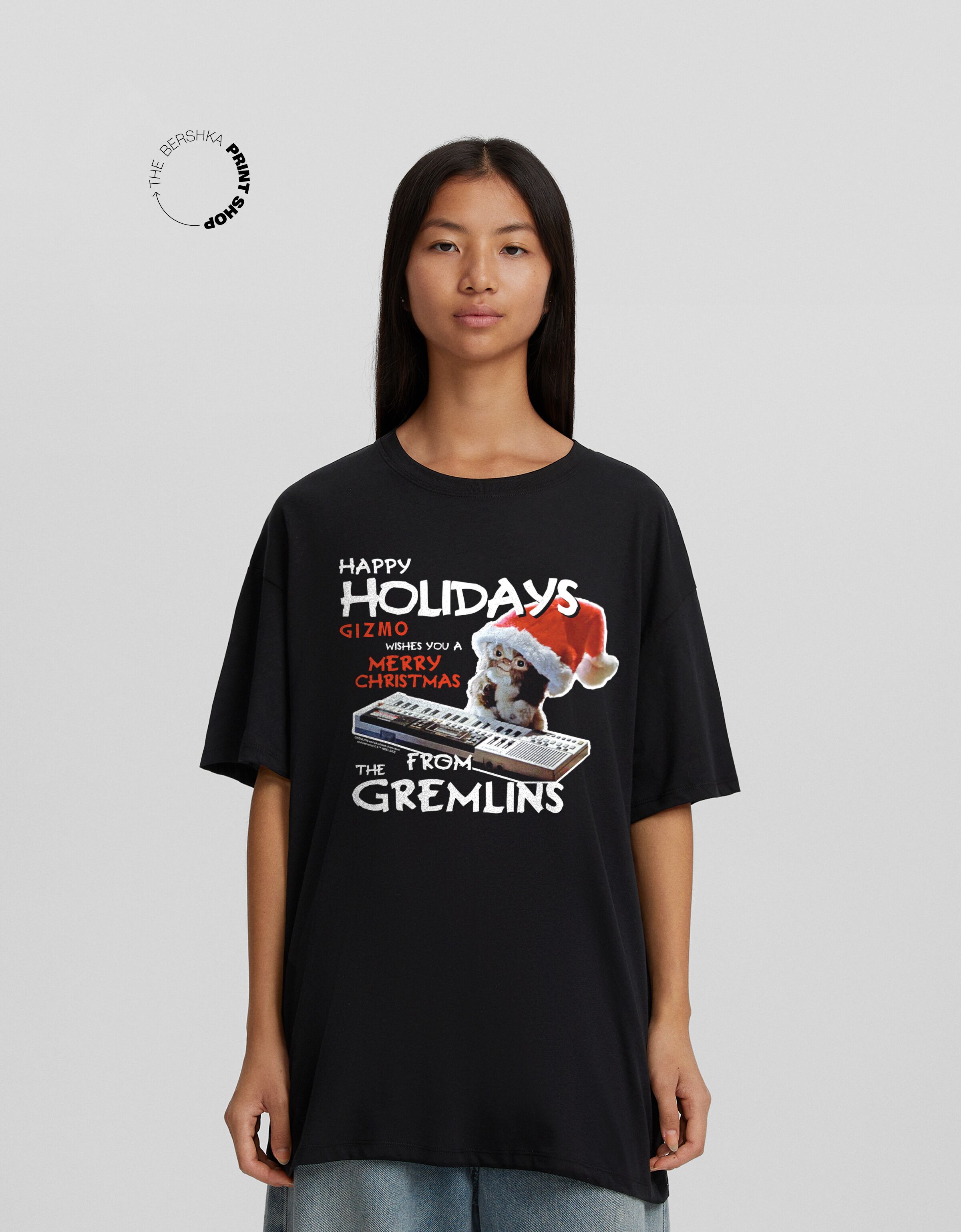 Camiseta gizmo deals pull and bear