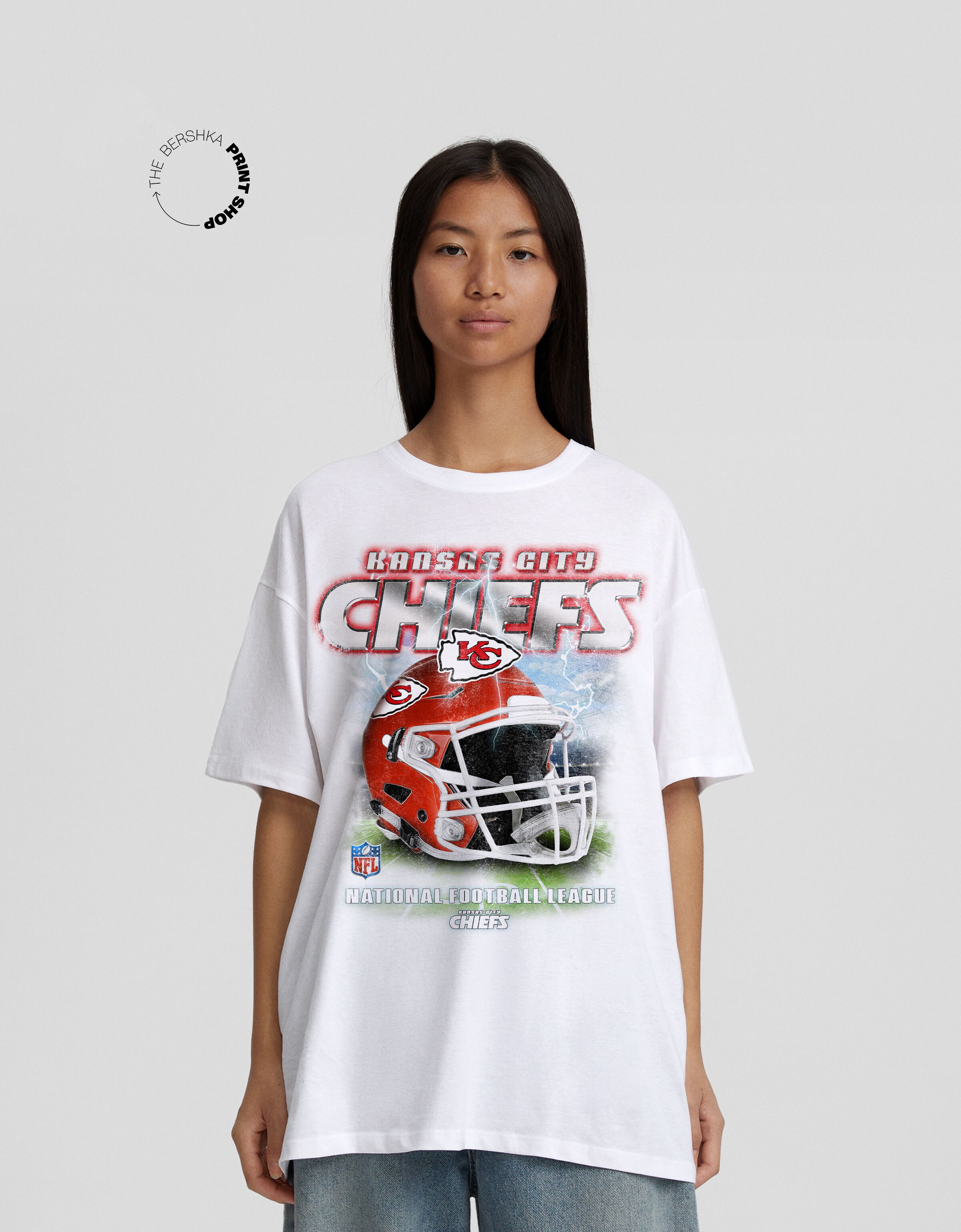 Camiseta queen mujer on sale bershka