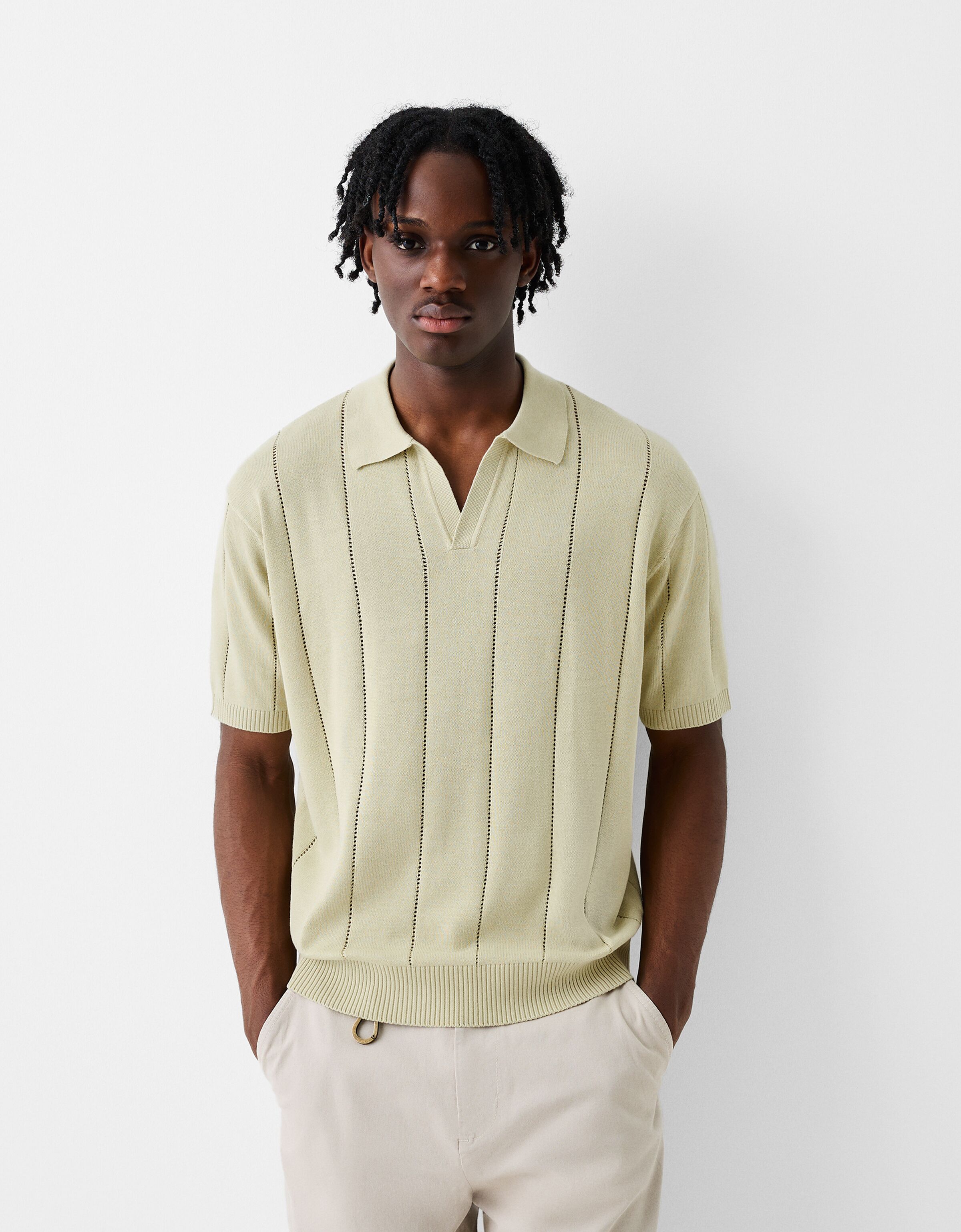 Textured short sleeve polo shirt - T-shirts - Men | Bershka